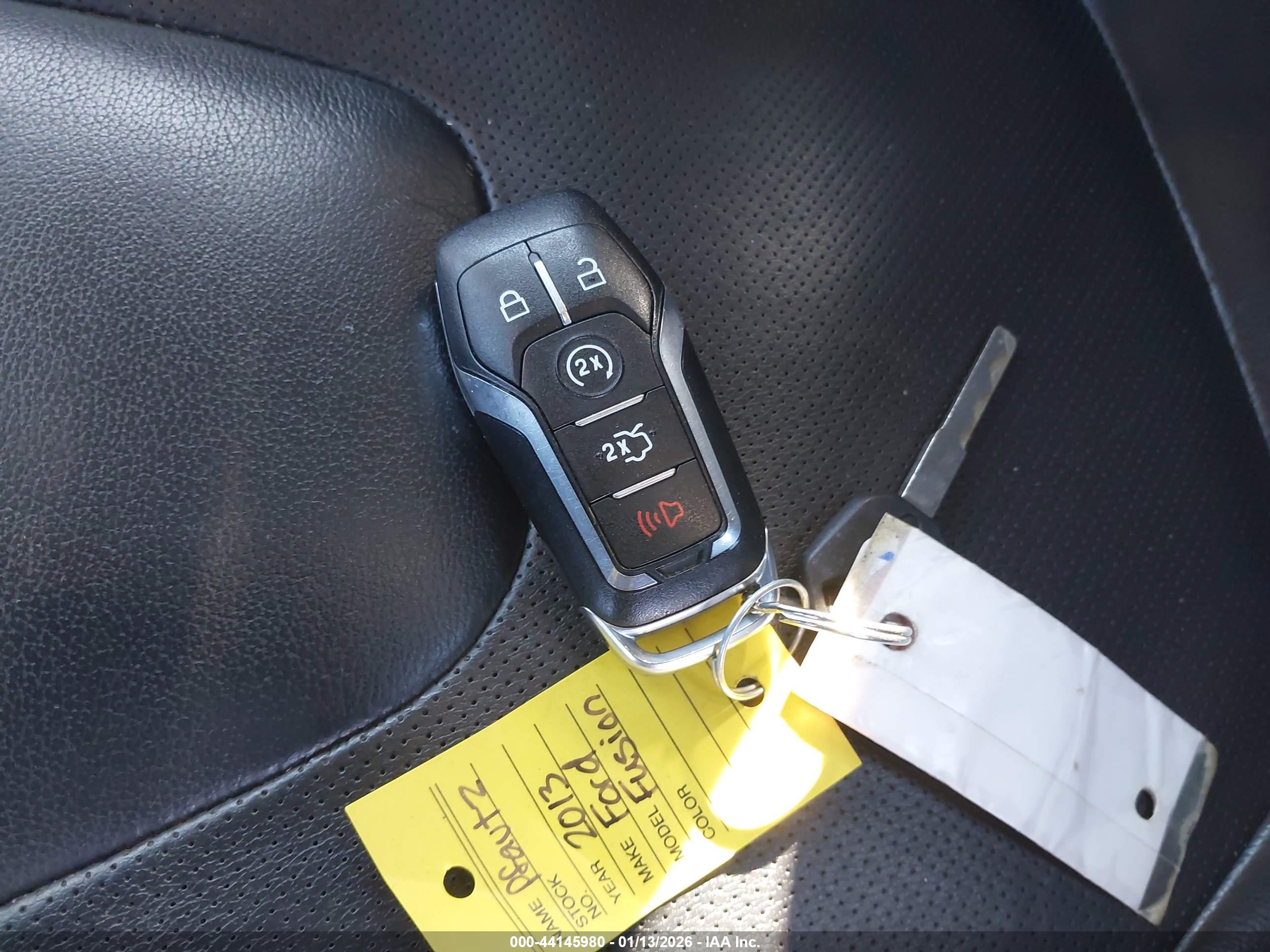 FORD FUSION image 11