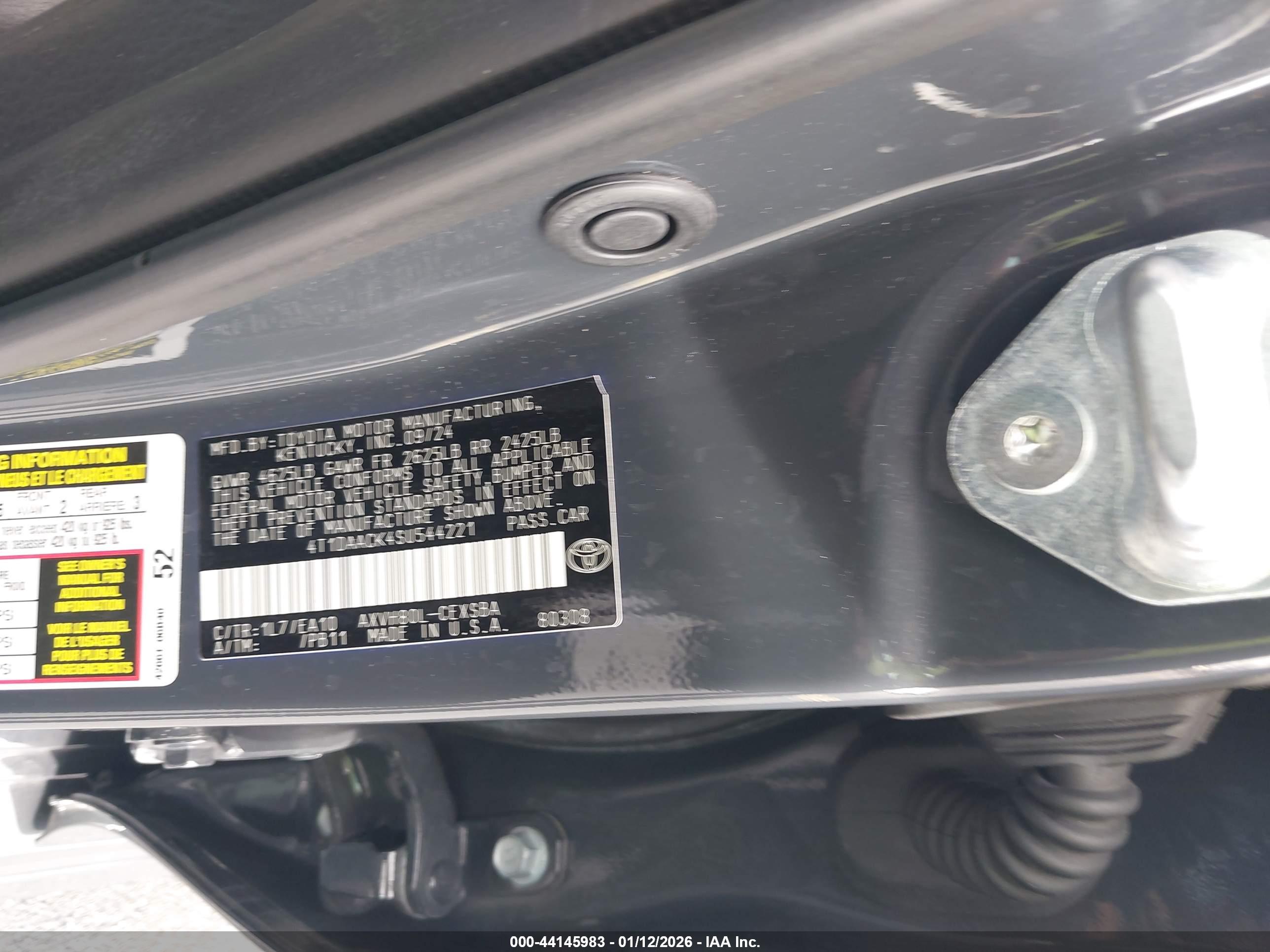 TOYOTA CAMRY image 9