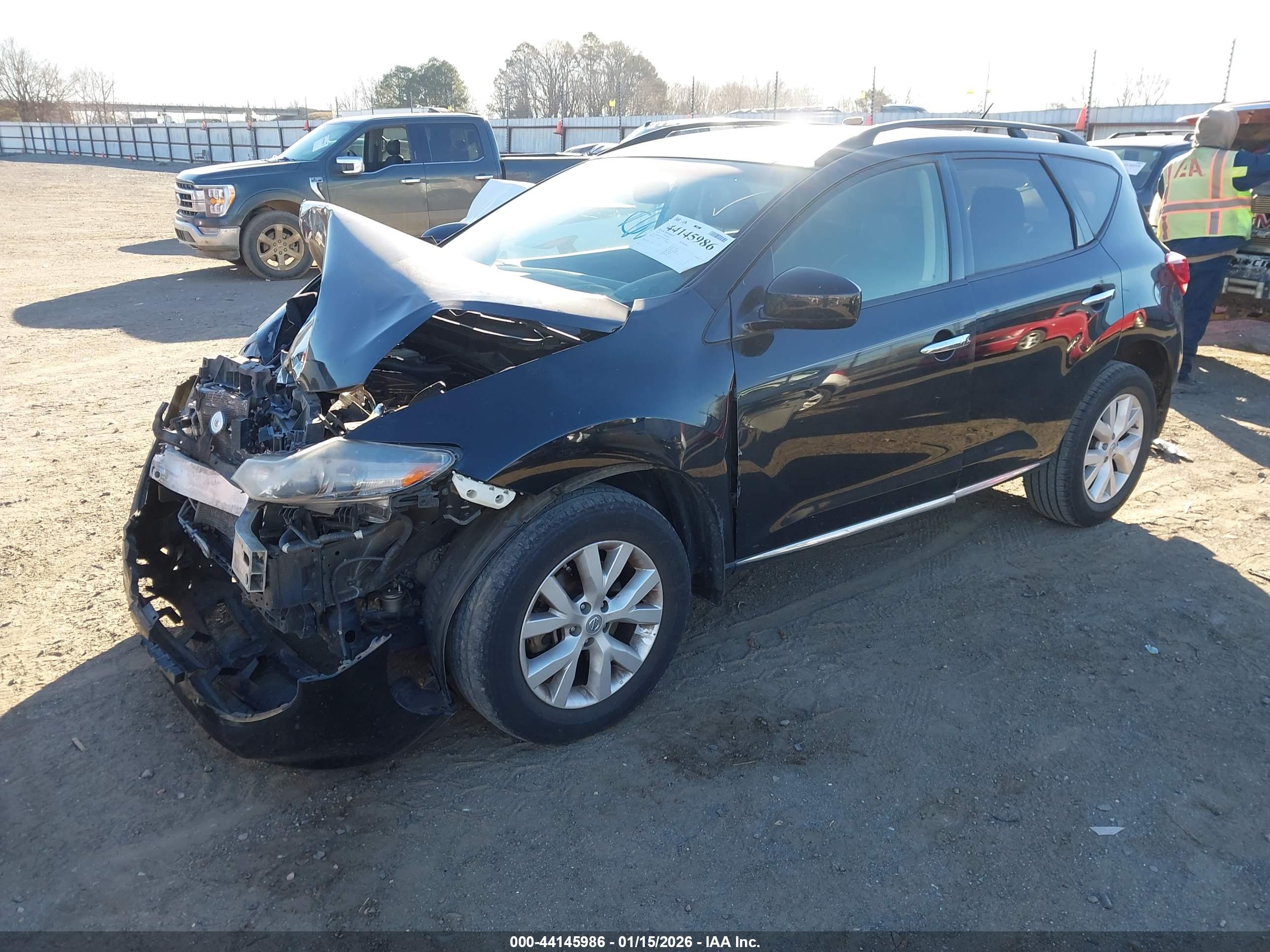 NISSAN MURANO image 2