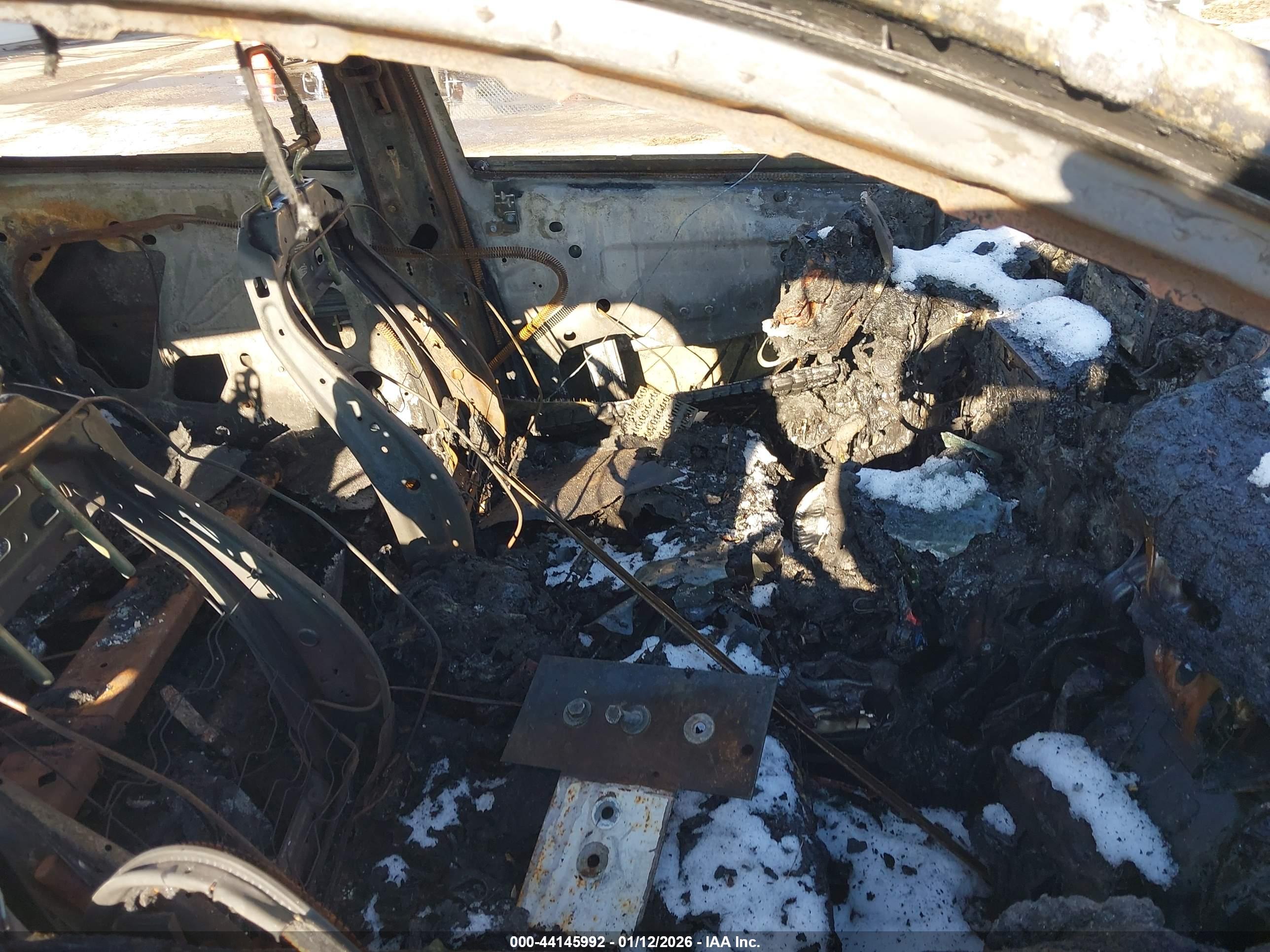FORD ESCAPE image 5