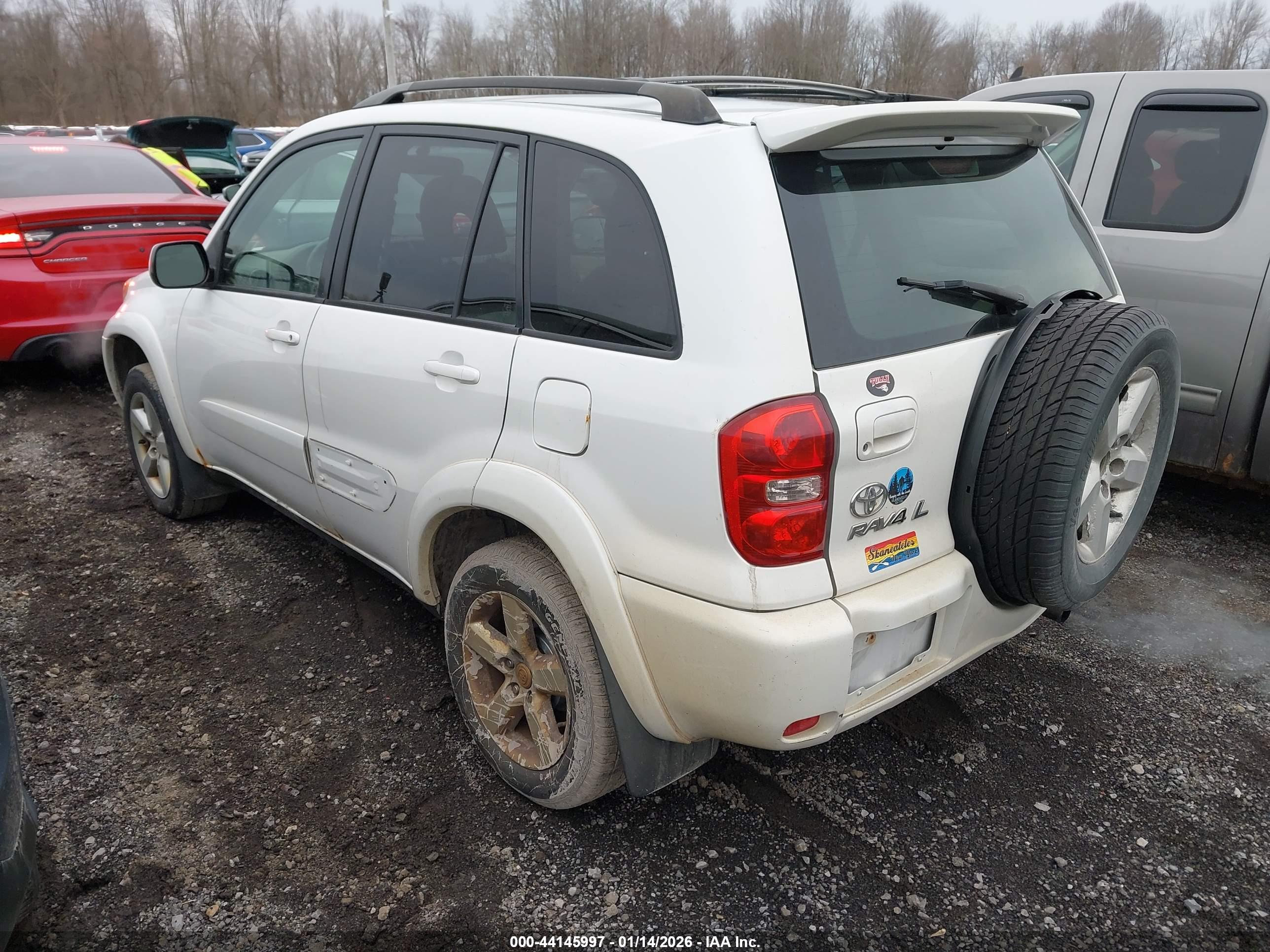 TOYOTA RAV4 image 3