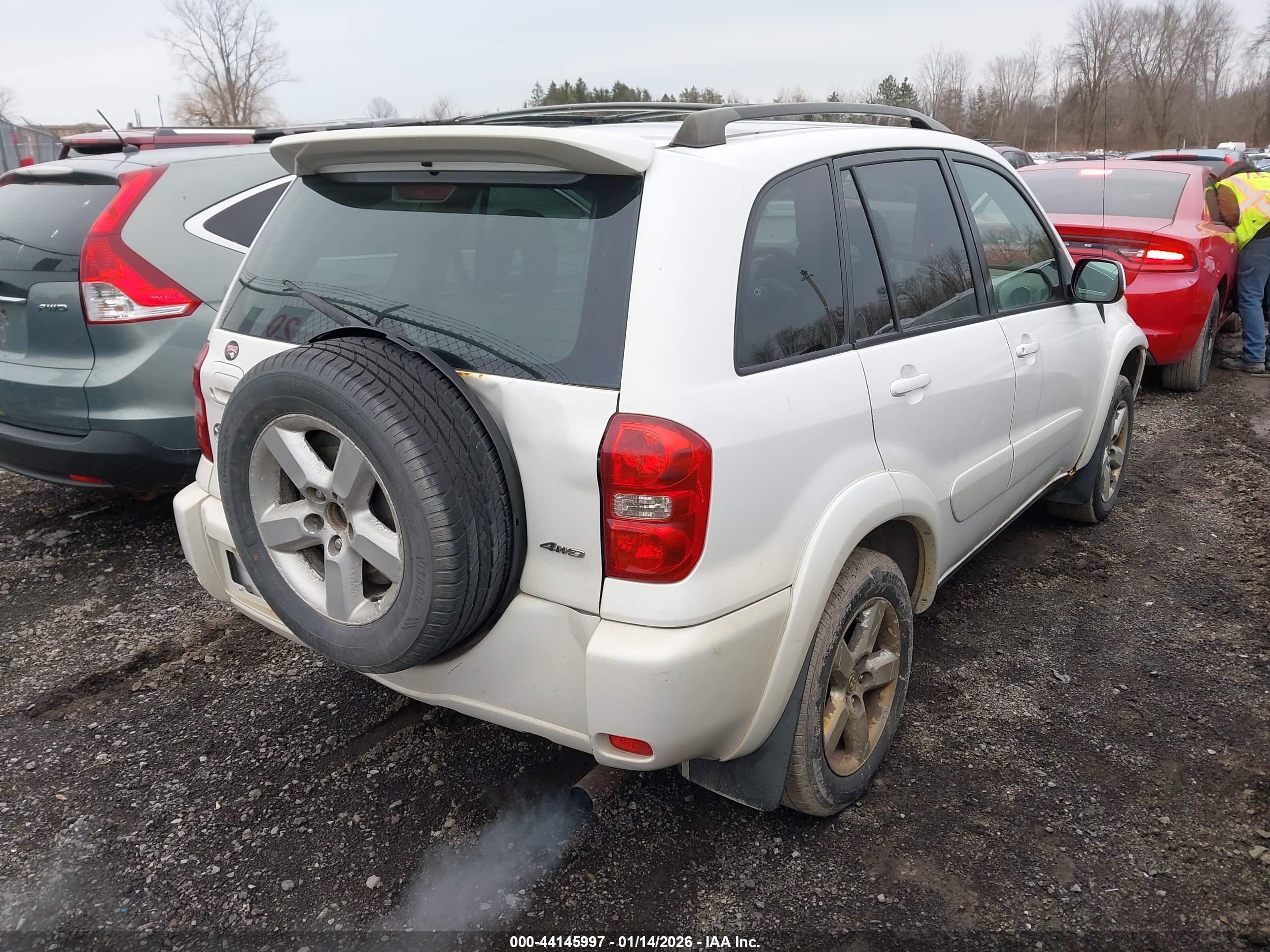 TOYOTA RAV4 image 4