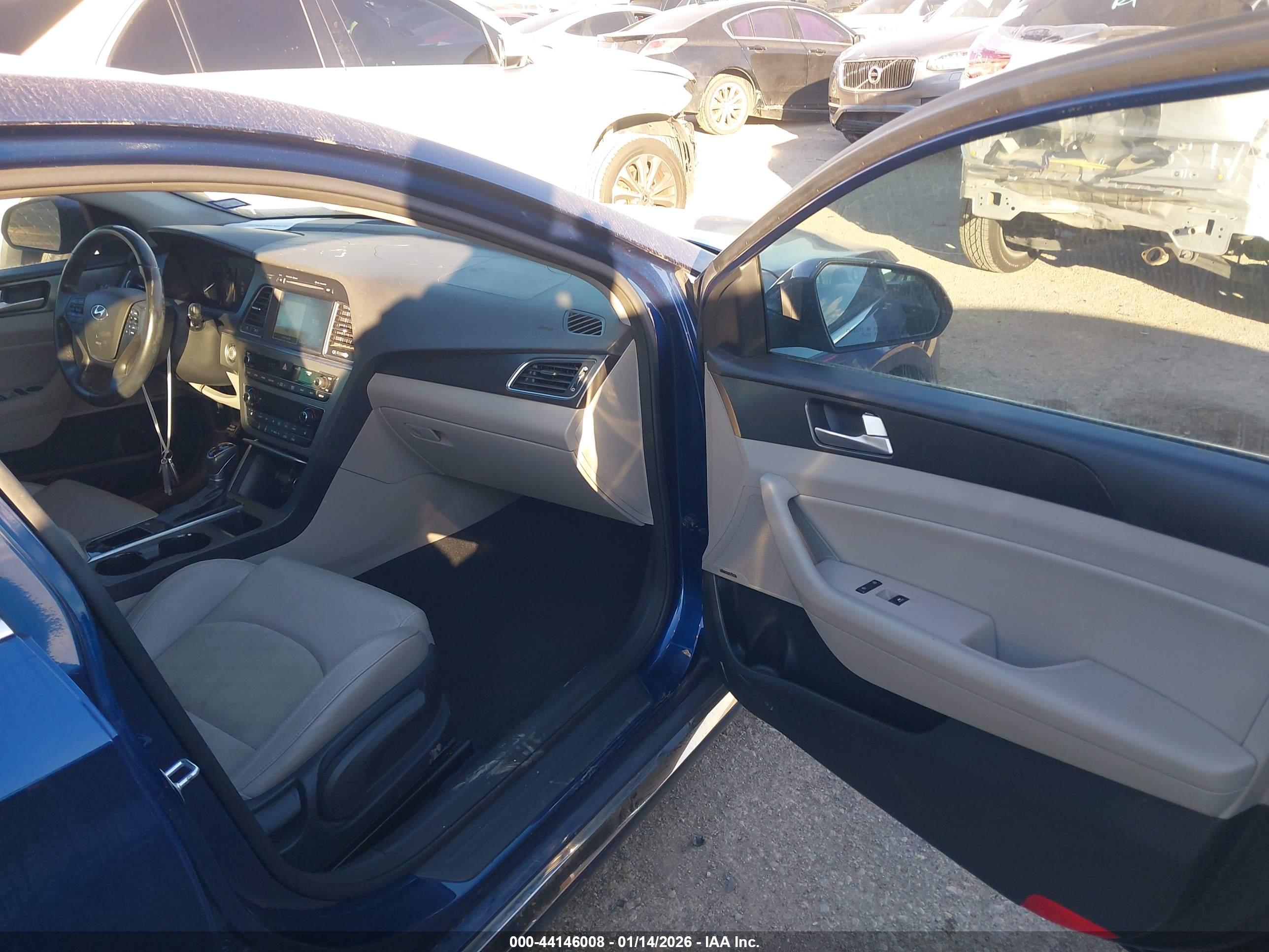 HYUNDAI SONATA image 5