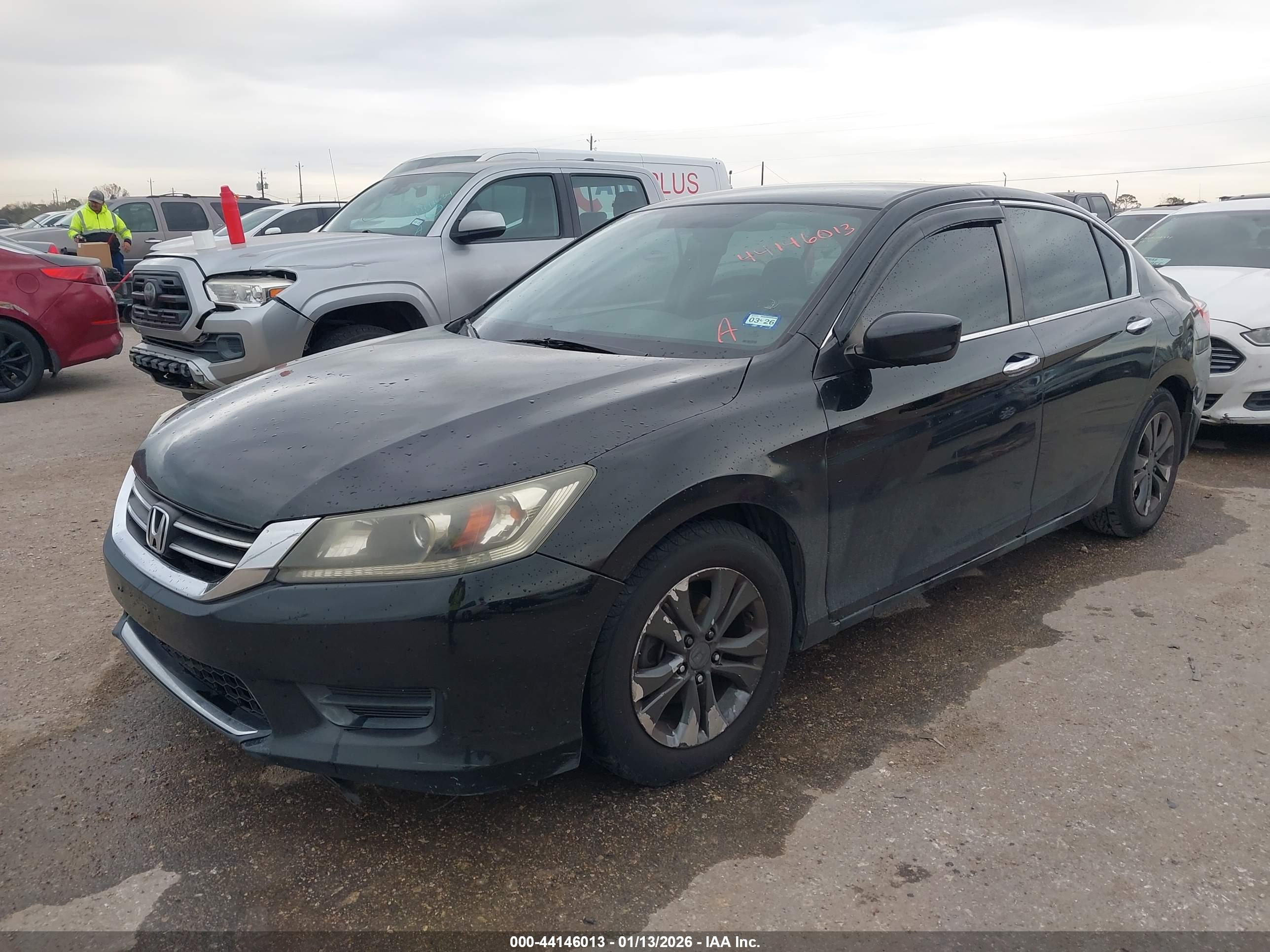 HONDA ACCORD image 2