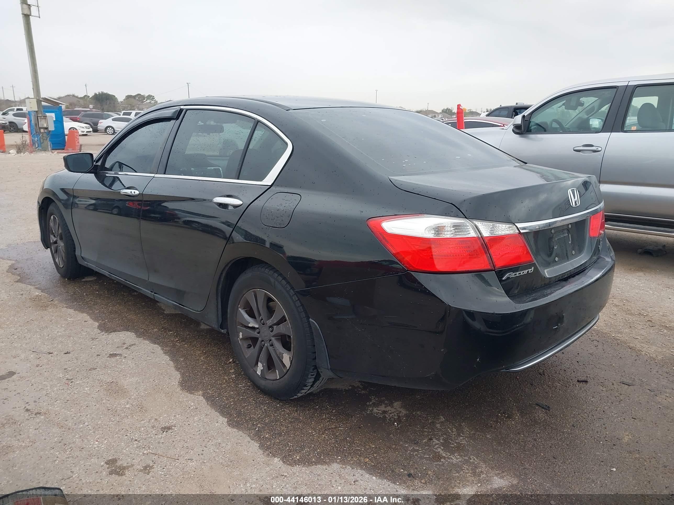 HONDA ACCORD image 3