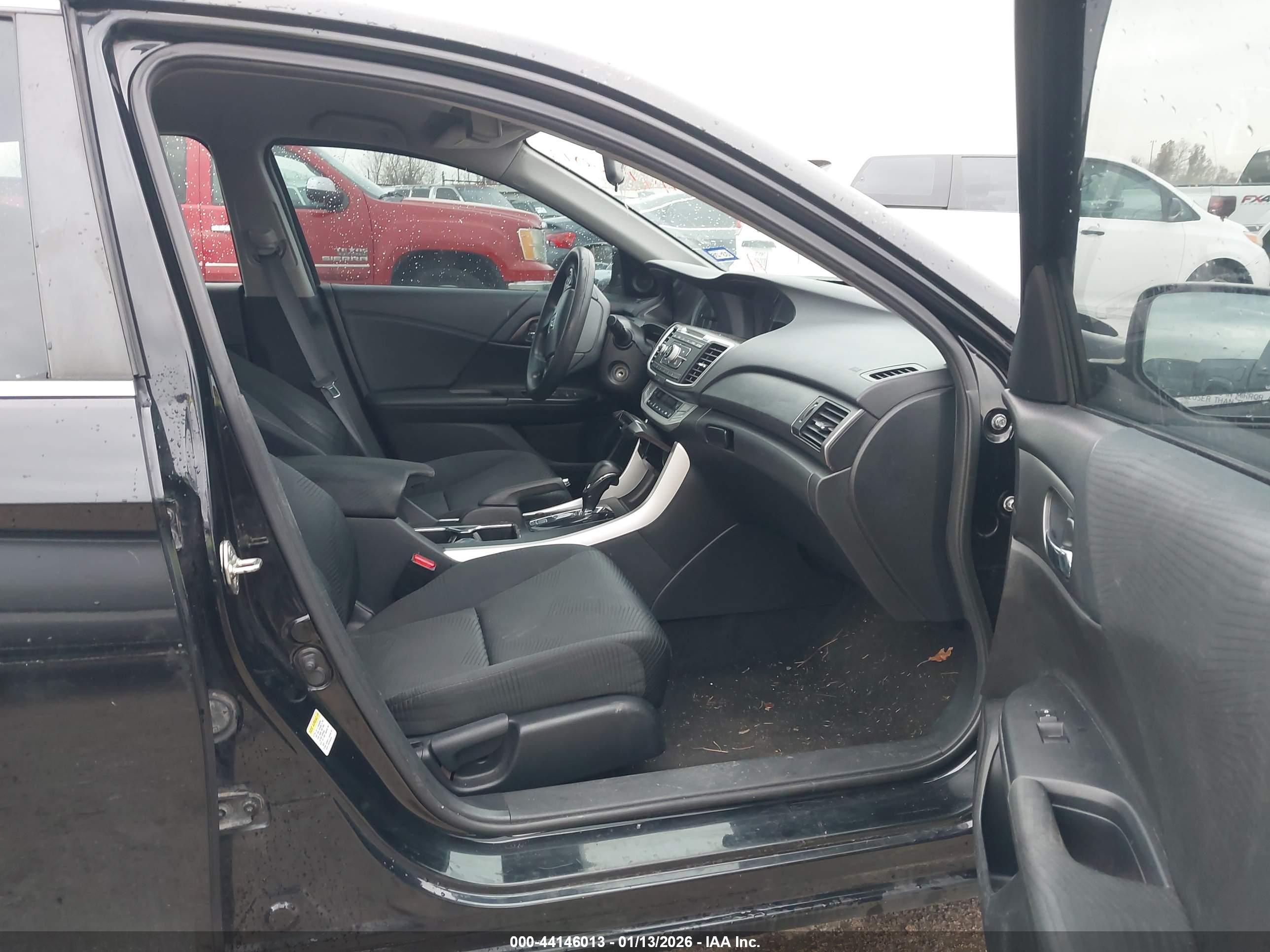 HONDA ACCORD image 5
