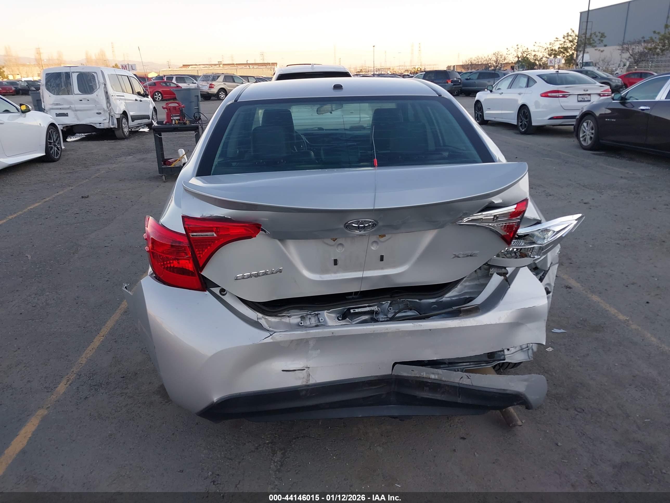 TOYOTA COROLLA image 6
