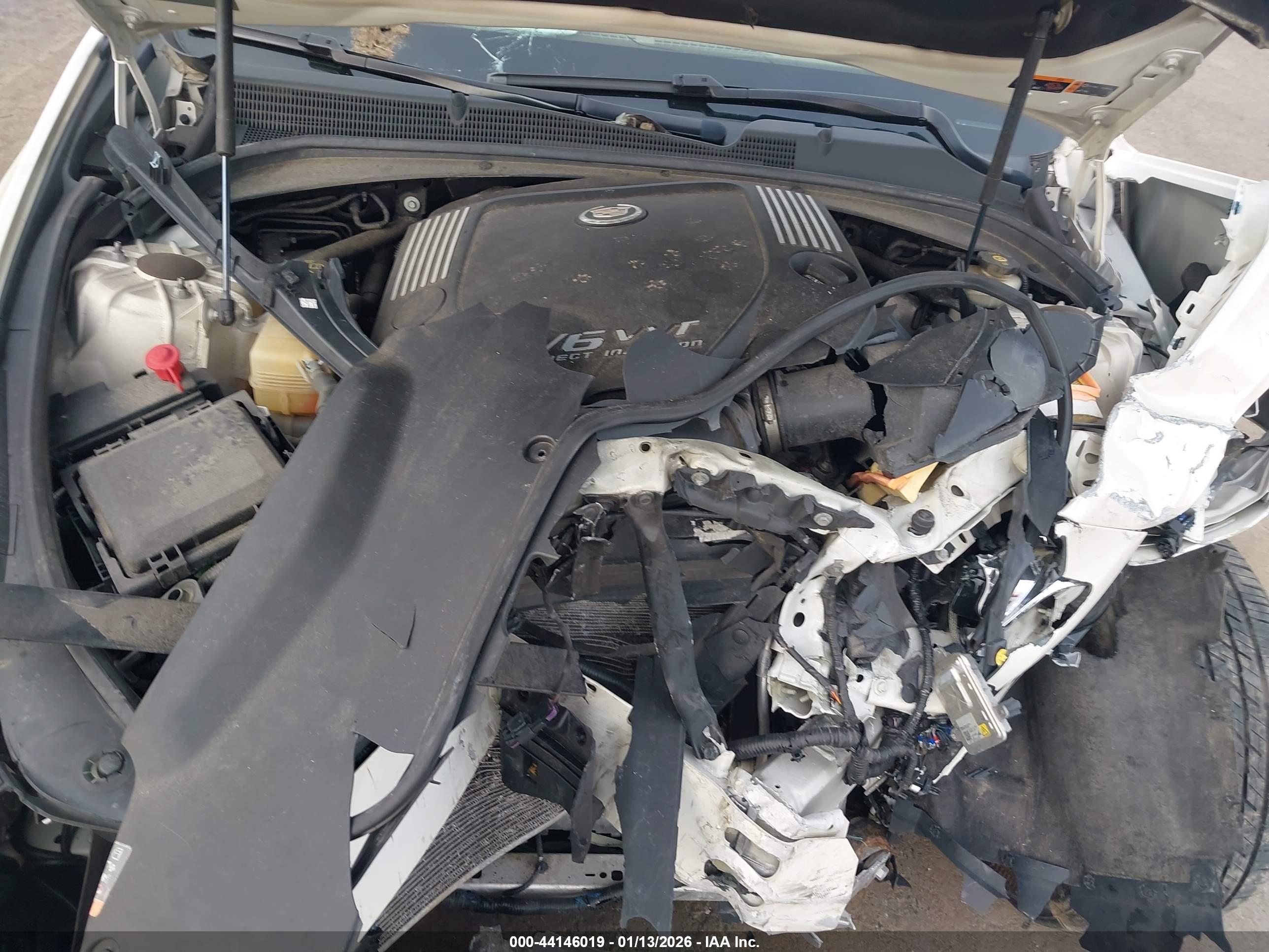 CADILLAC CTS image 10