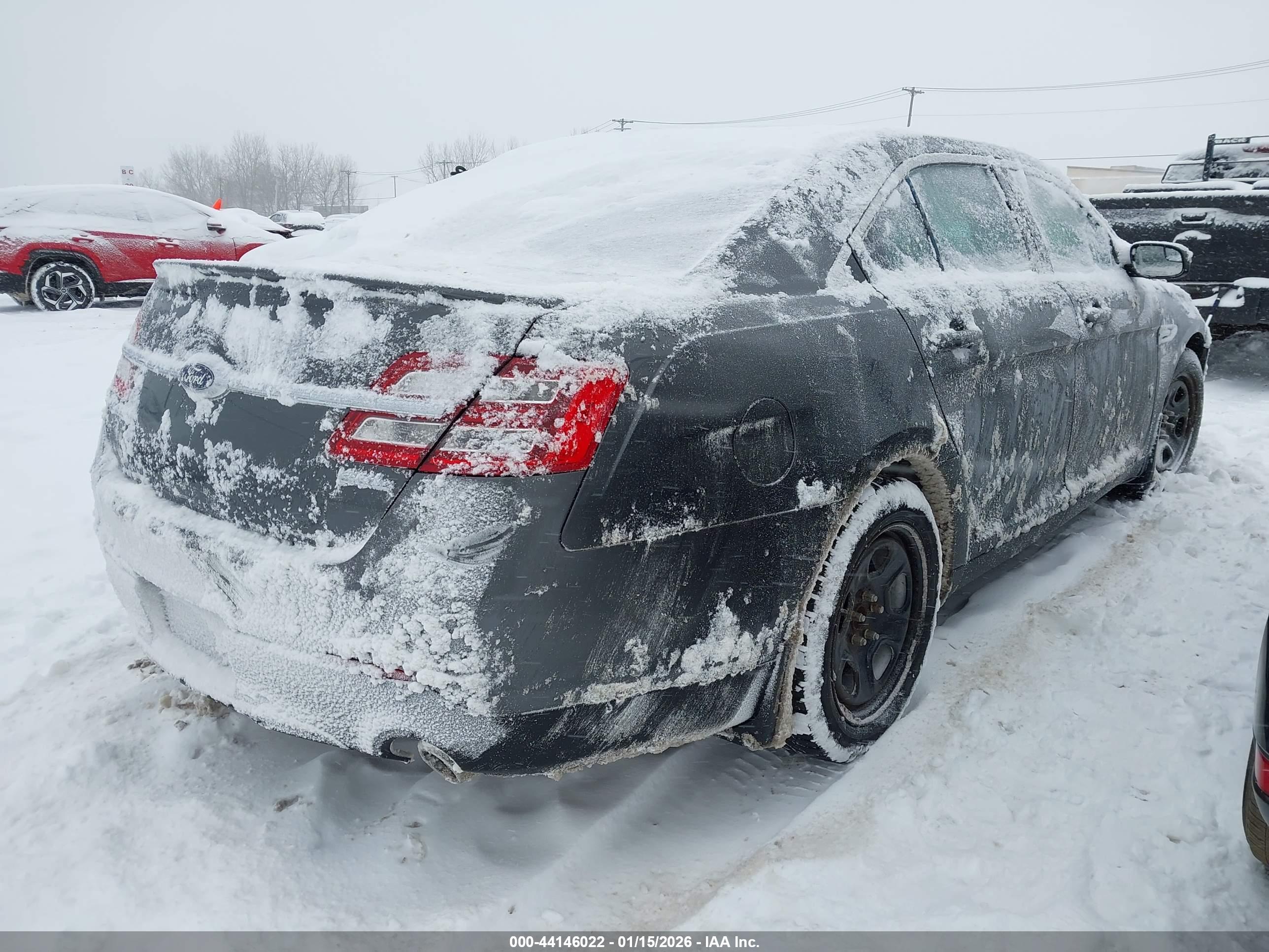 FORD TAURUS image 4