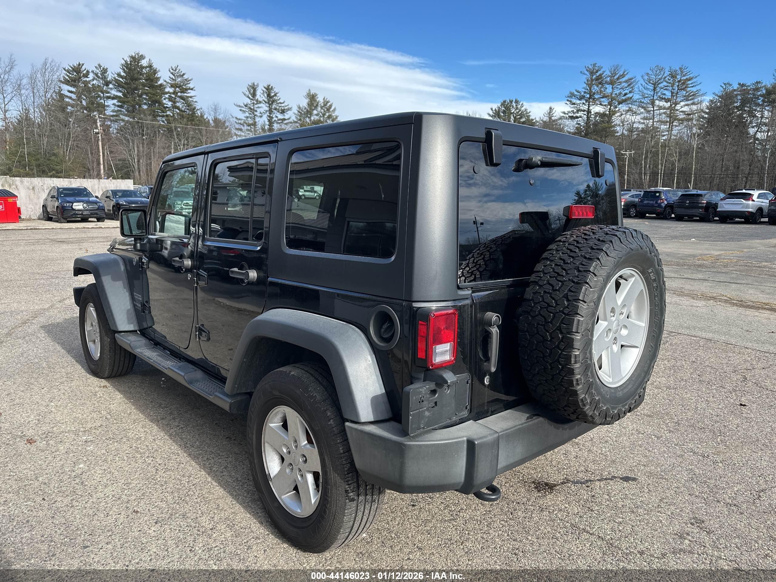 JEEP WRANGLER image 3