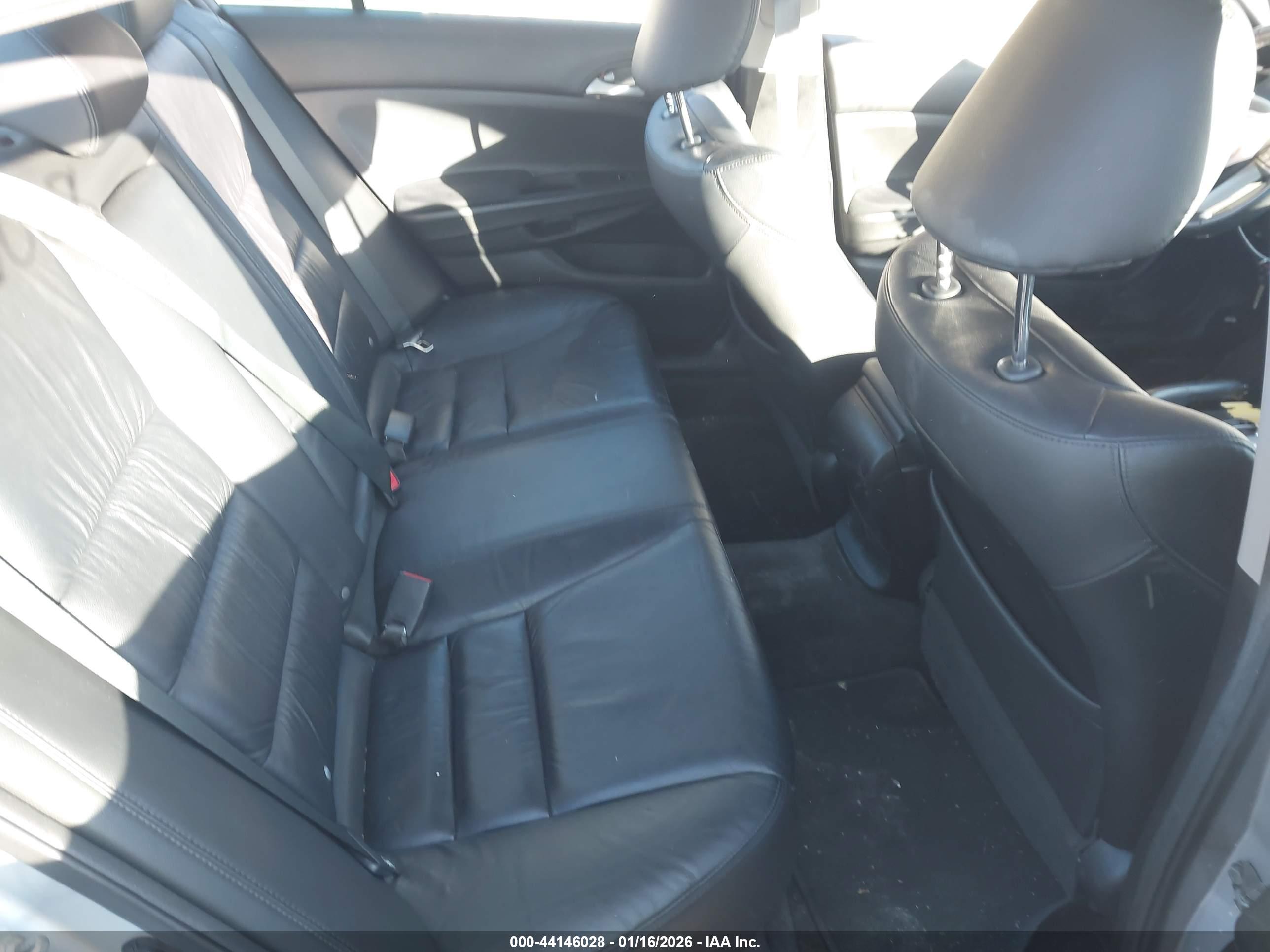 HONDA ACCORD image 8