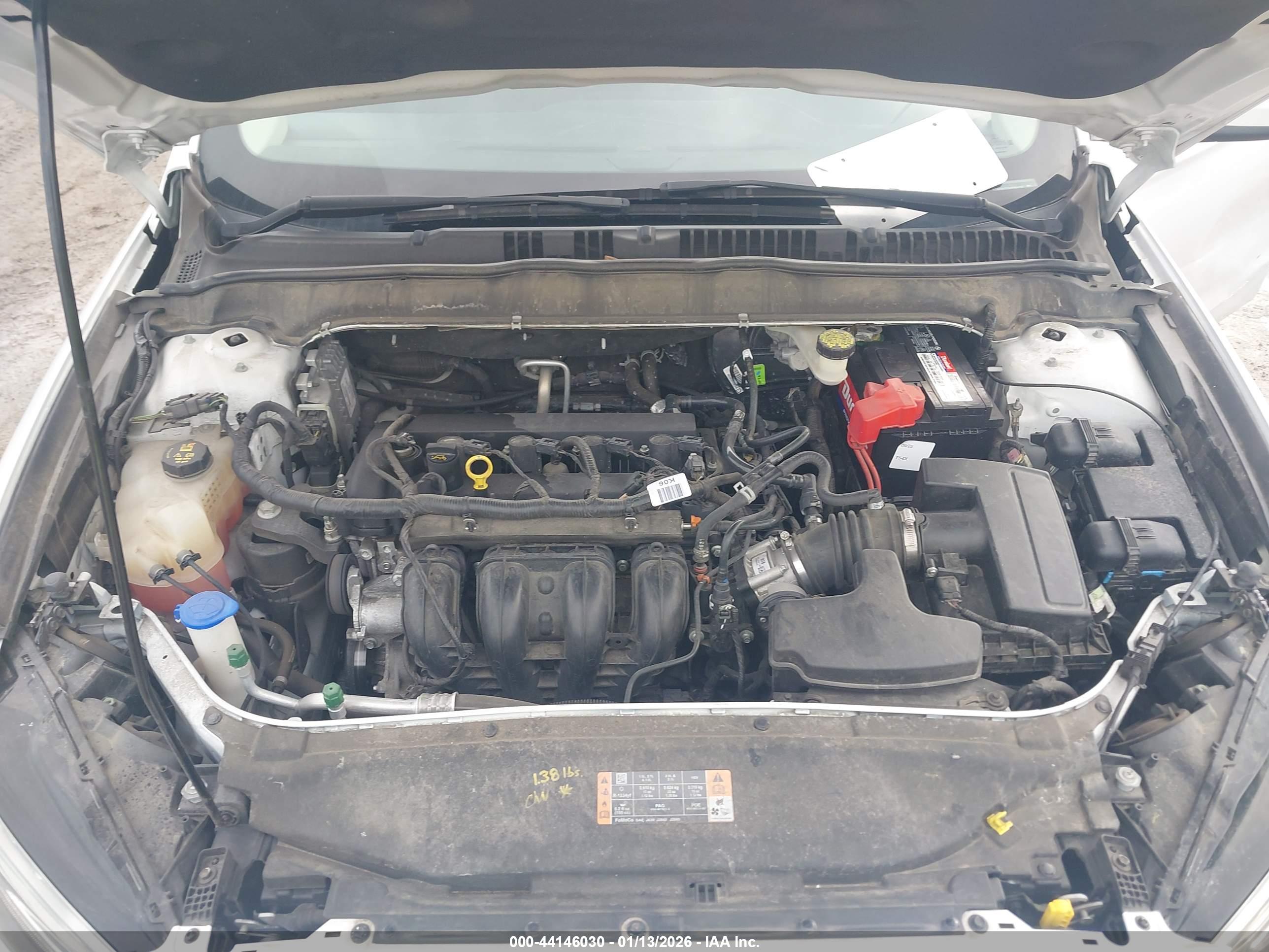FORD FUSION image 10
