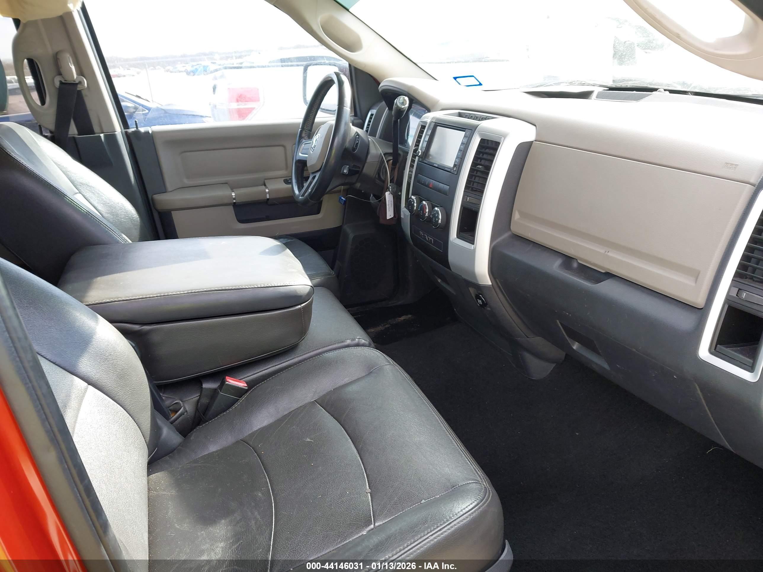 DODGE RAM image 5
