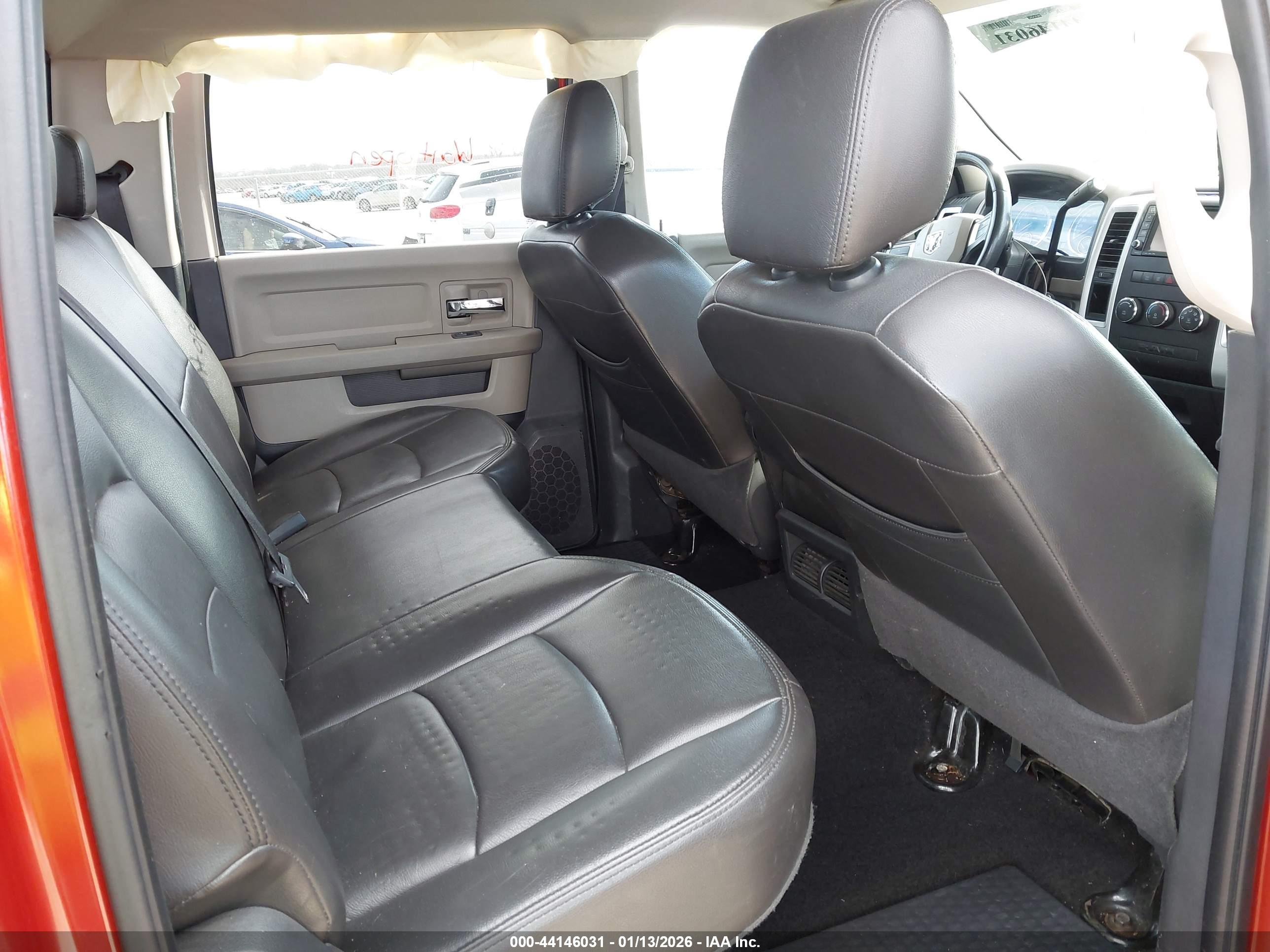 DODGE RAM image 8
