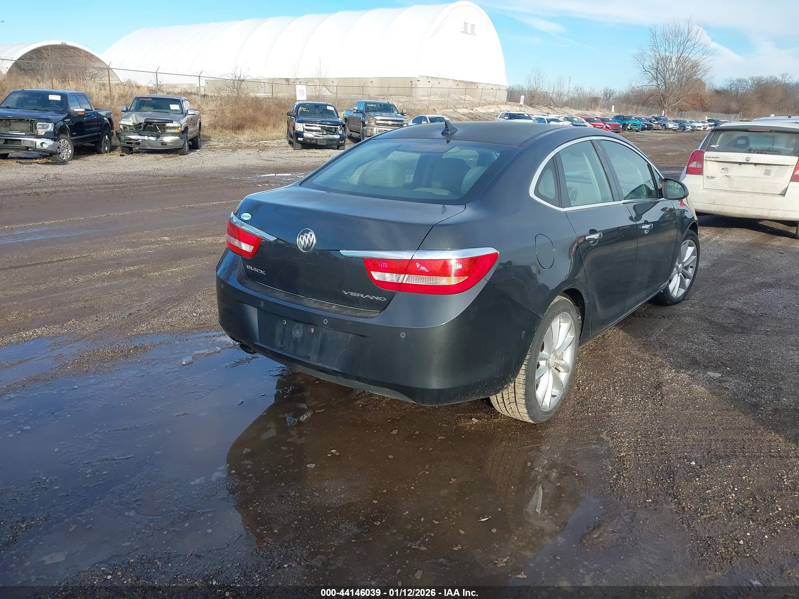 BUICK VERANO image 4