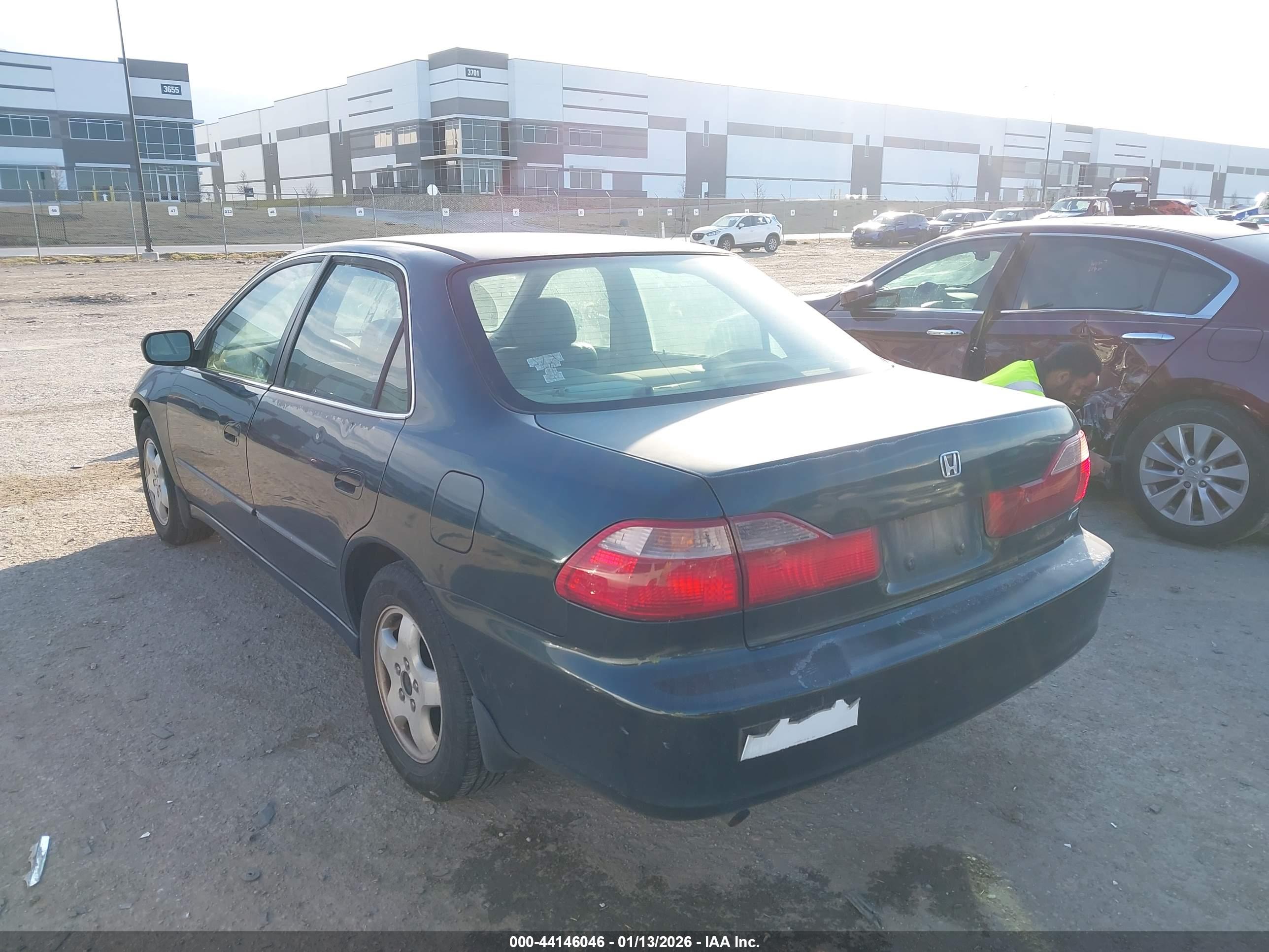 HONDA ACCORD image 3