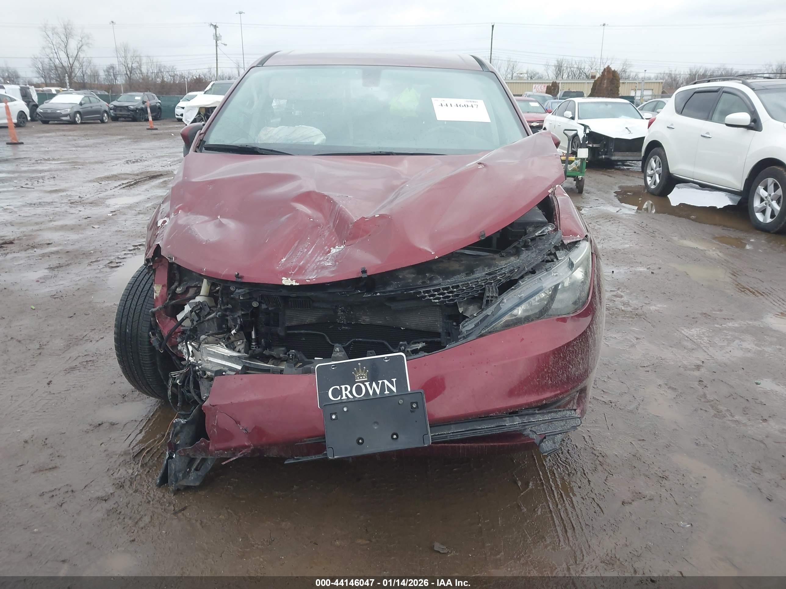 CHRYSLER PACIFICA image 6