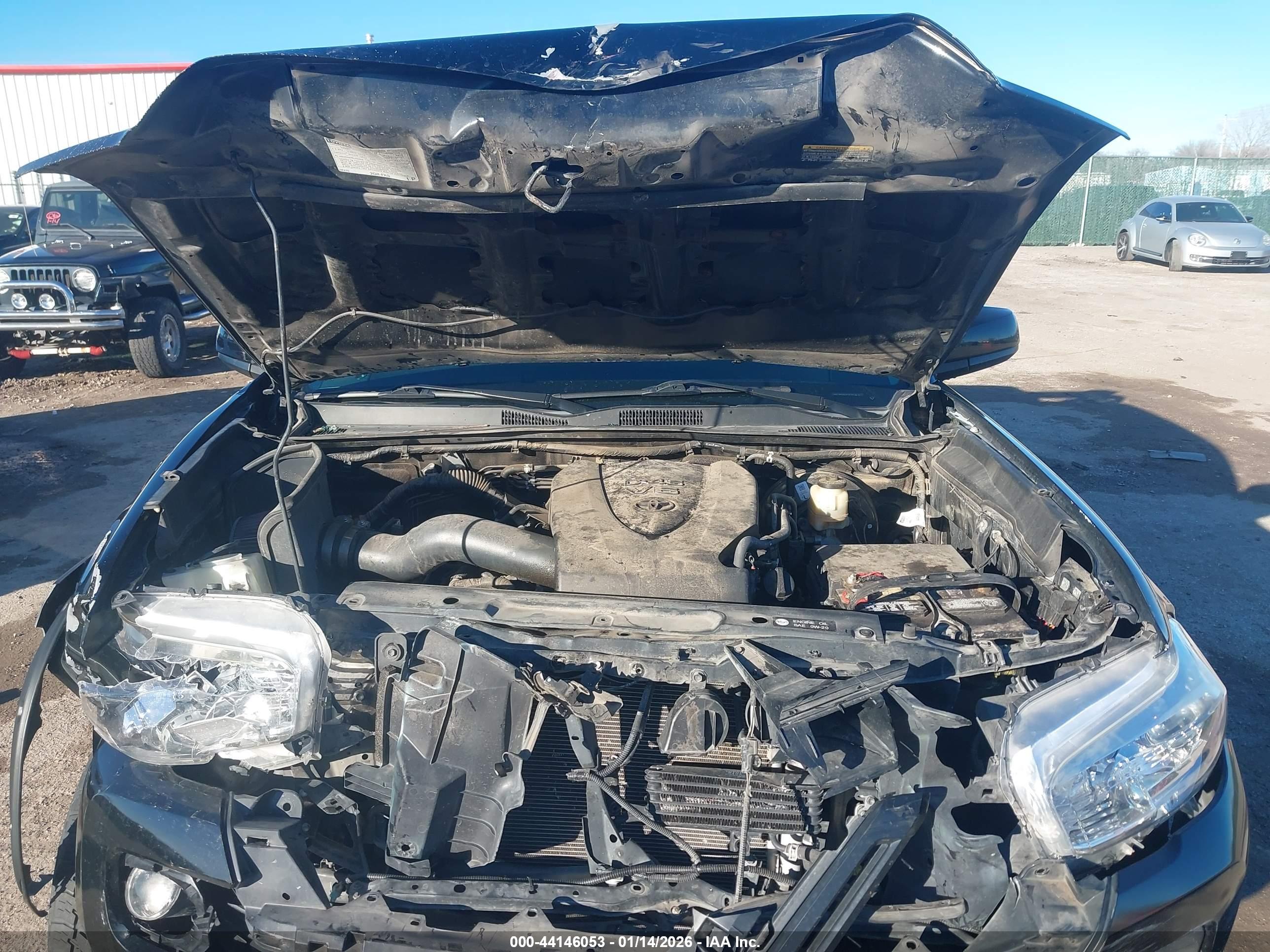 TOYOTA TACOMA image 10