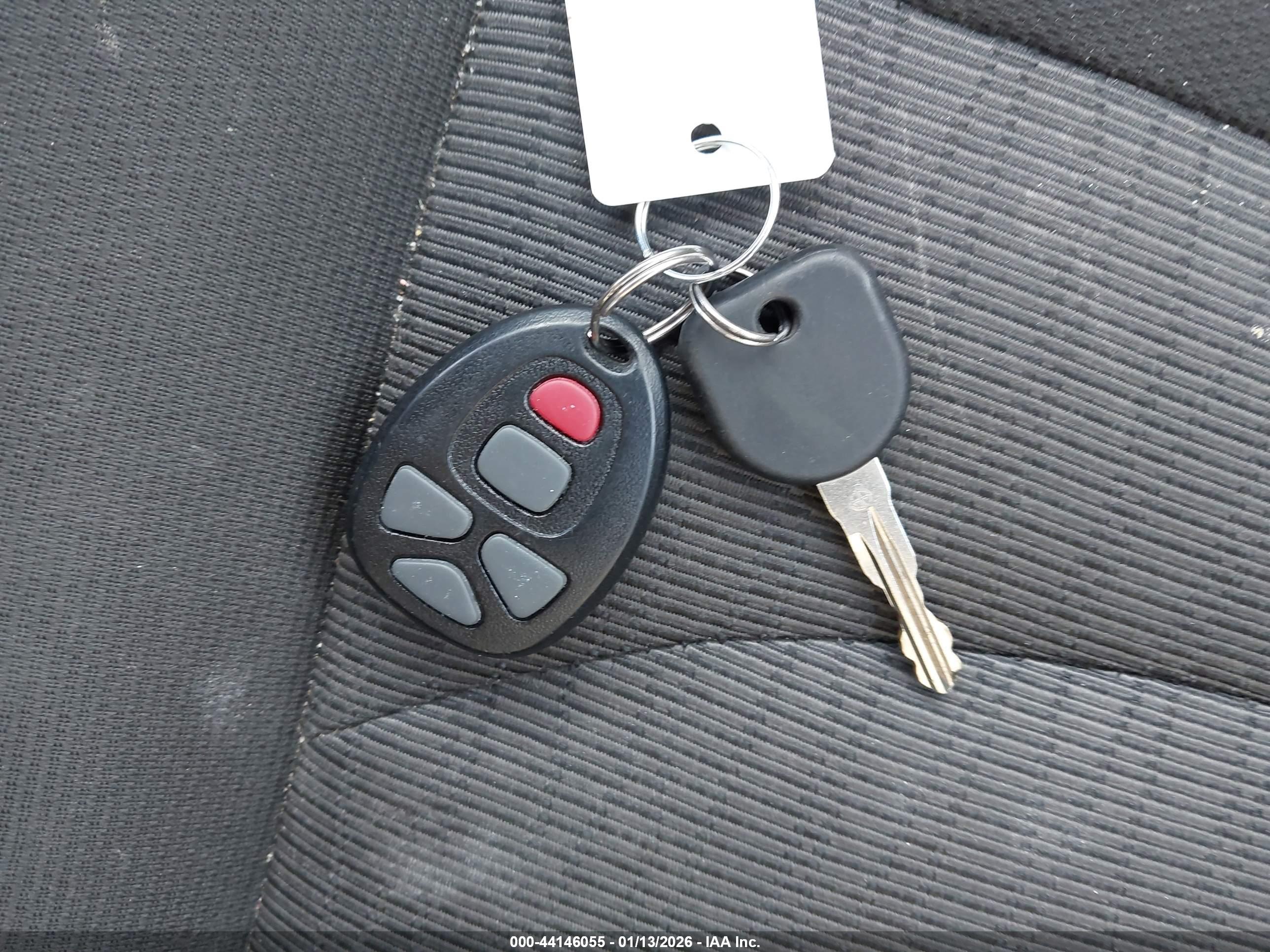 CHEVROLET TRAVERSE image 11