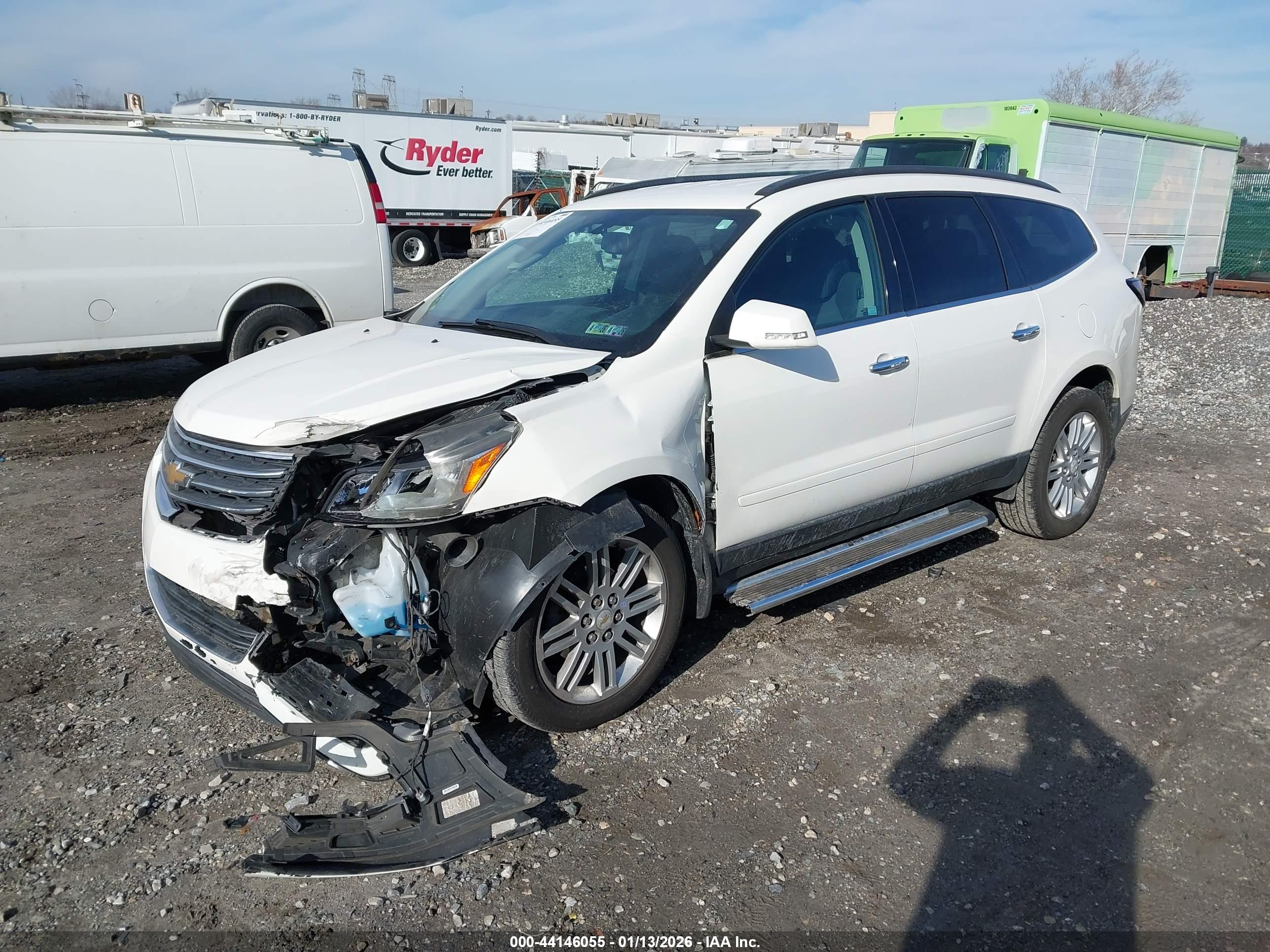 CHEVROLET TRAVERSE image 2