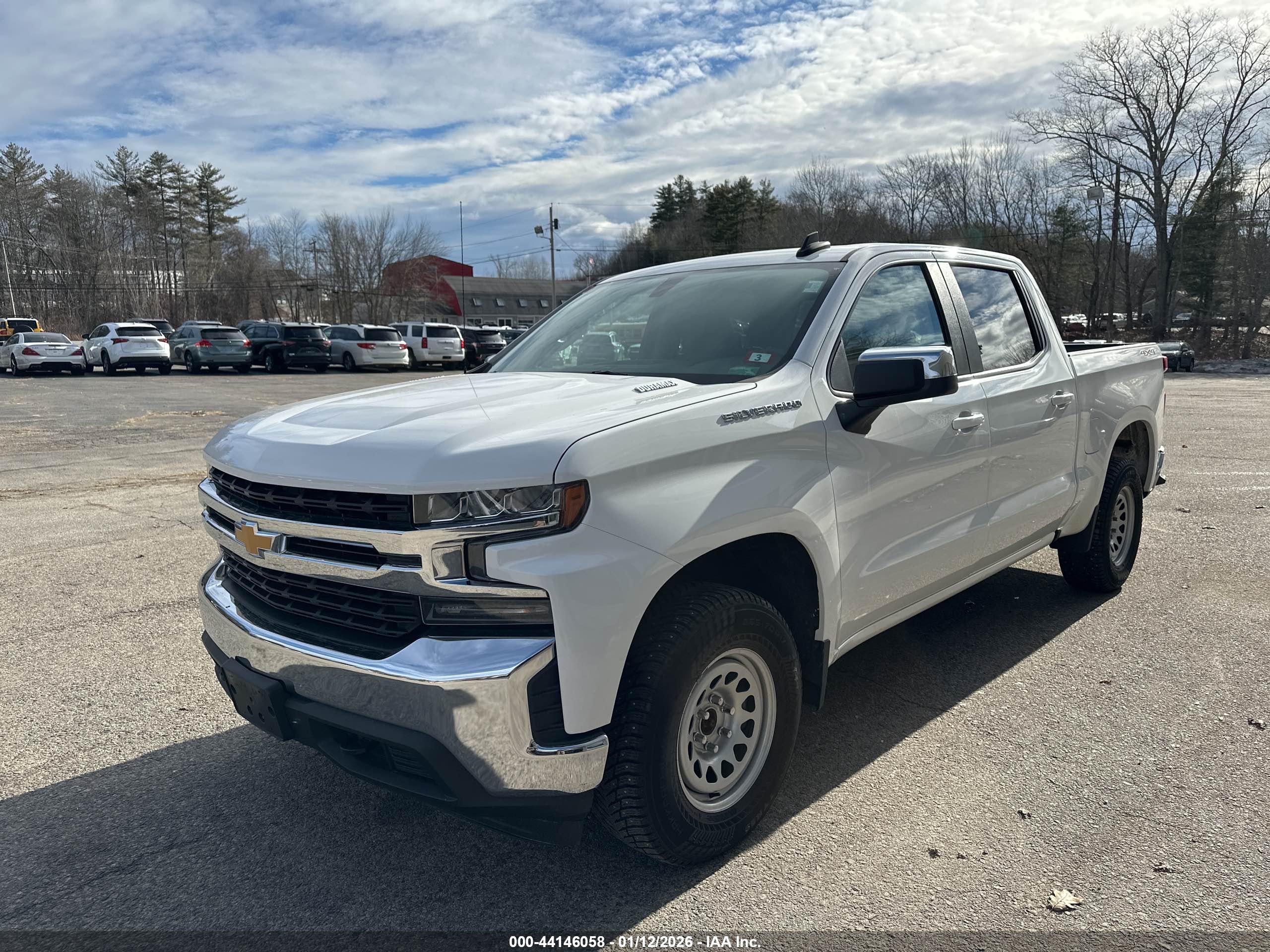 CHEVROLET SILVERADO image 2