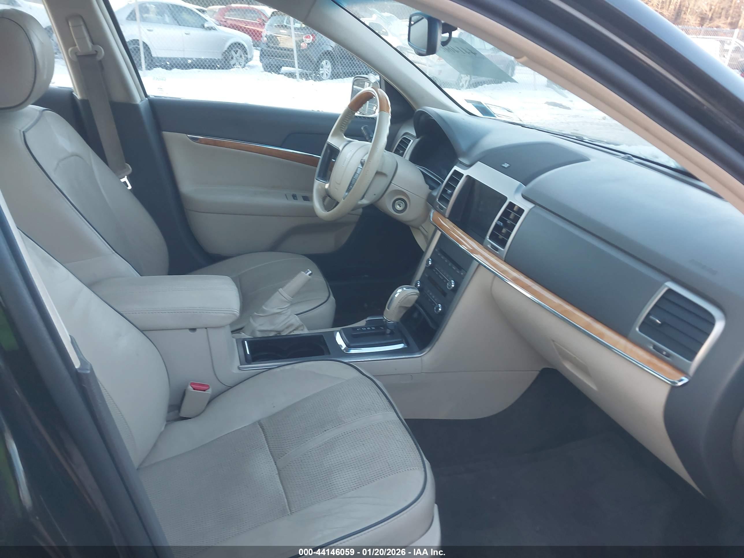 LINCOLN MKZ image 5