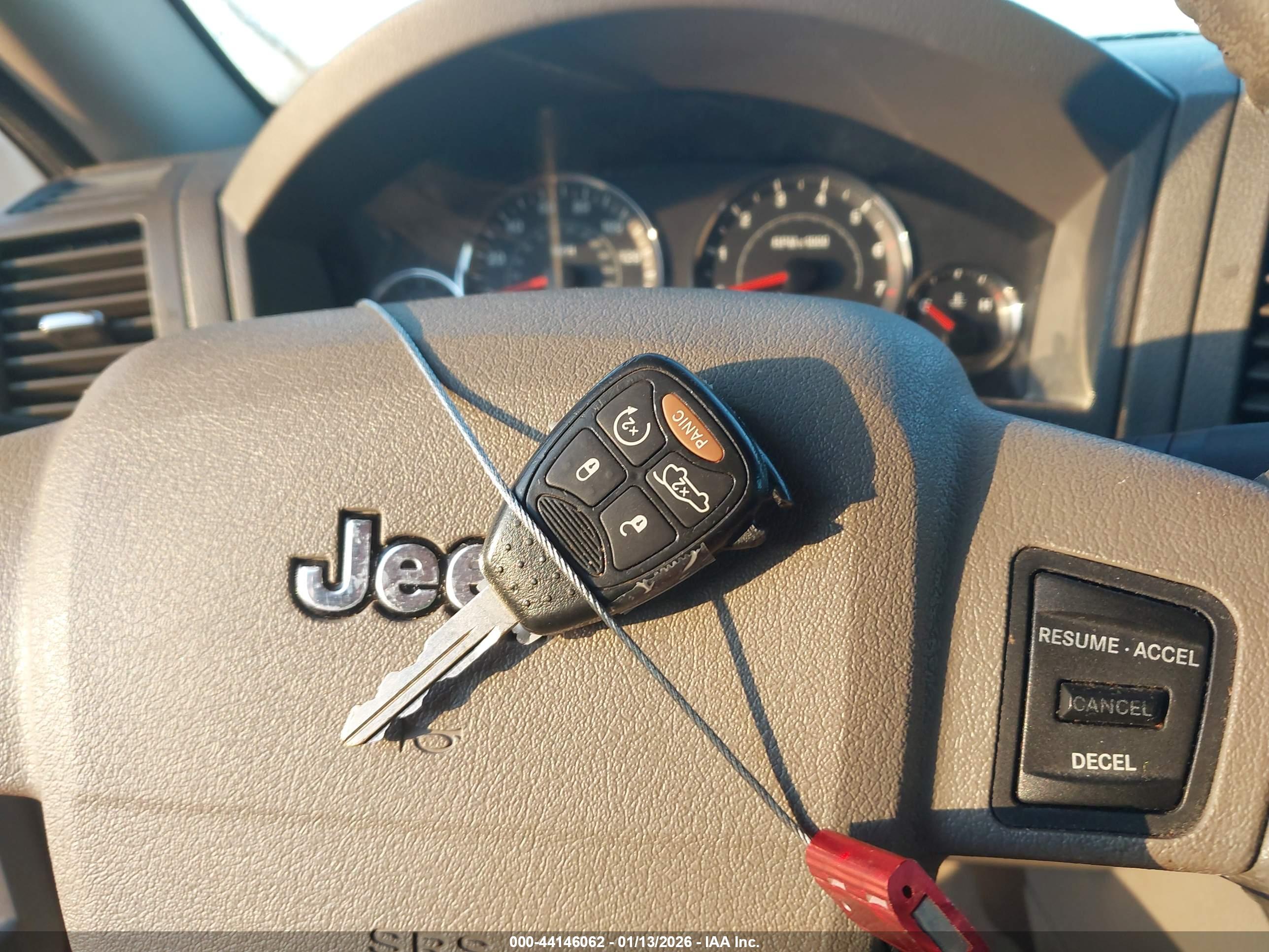 JEEP GRAND image 11