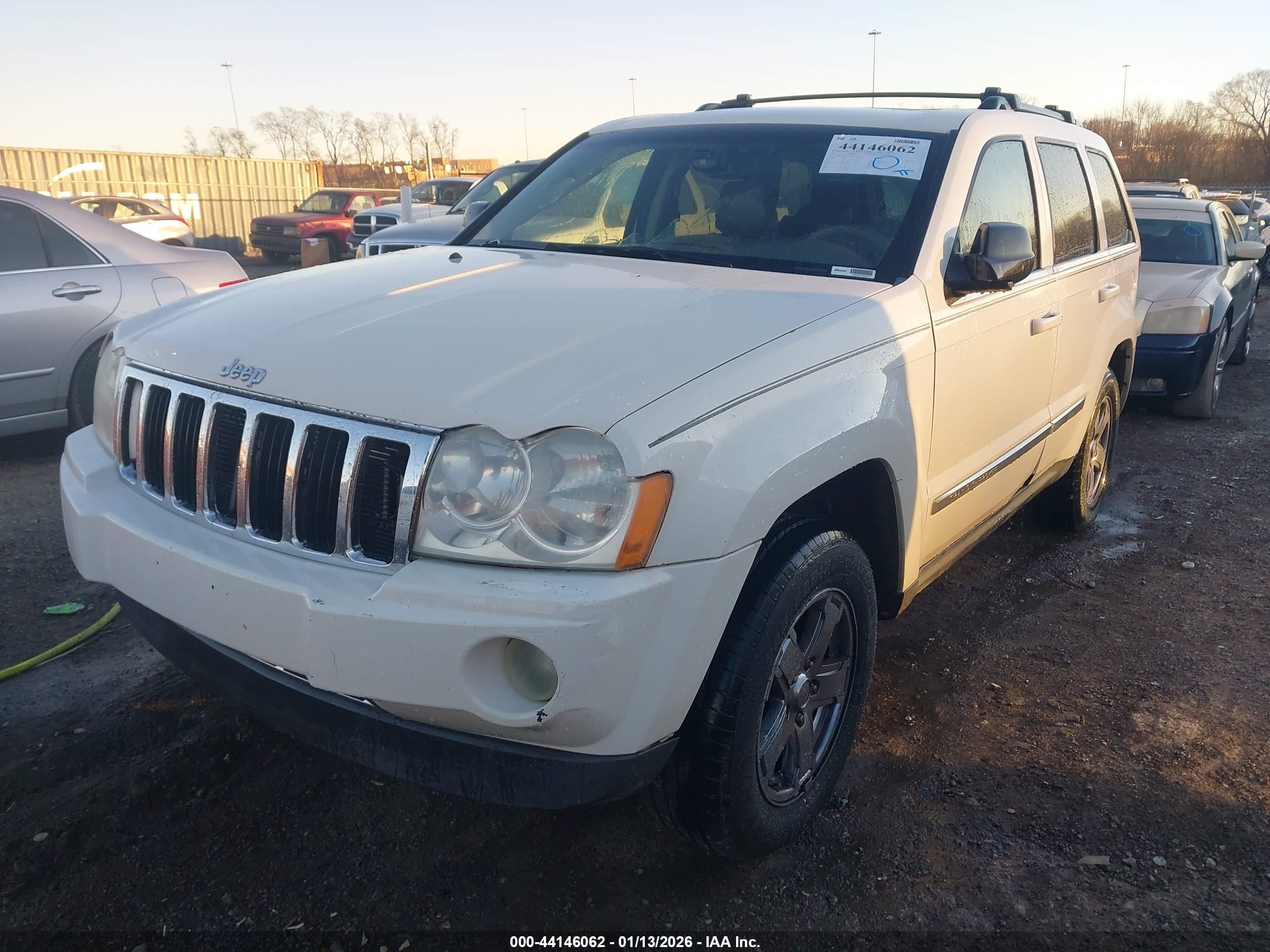 JEEP GRAND image 2