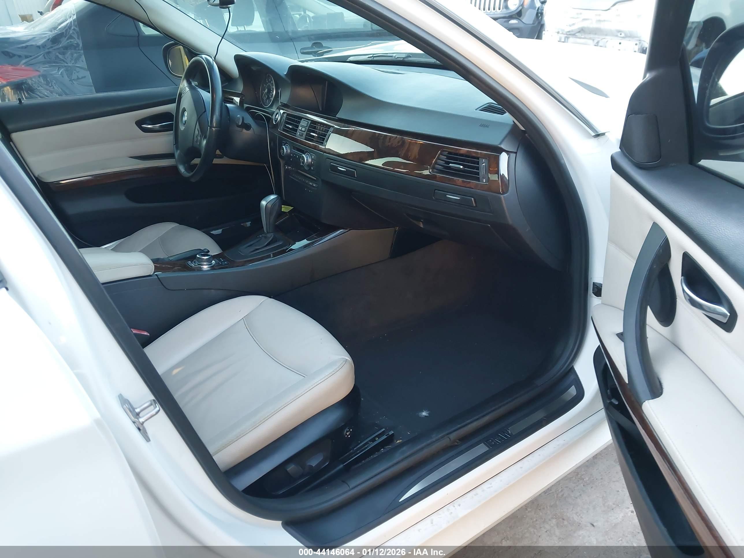 BMW 335D image 5