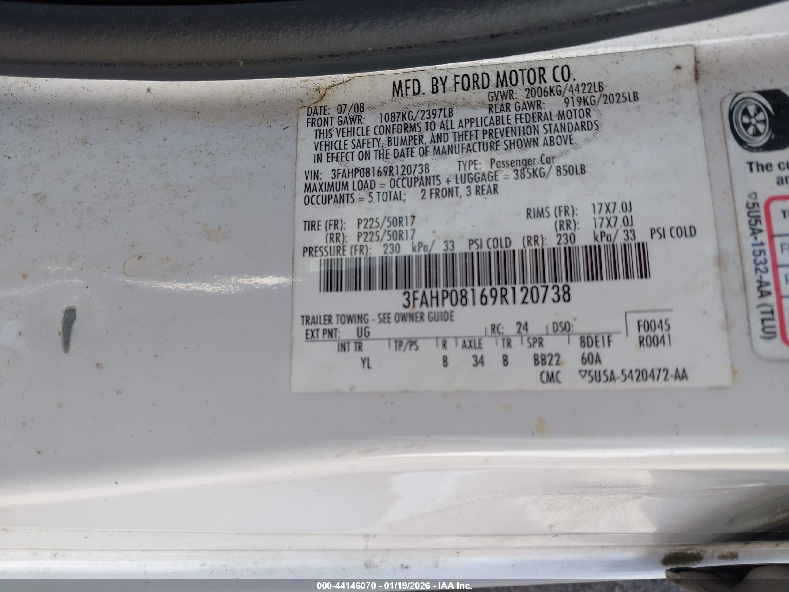 FORD FUSION image 9
