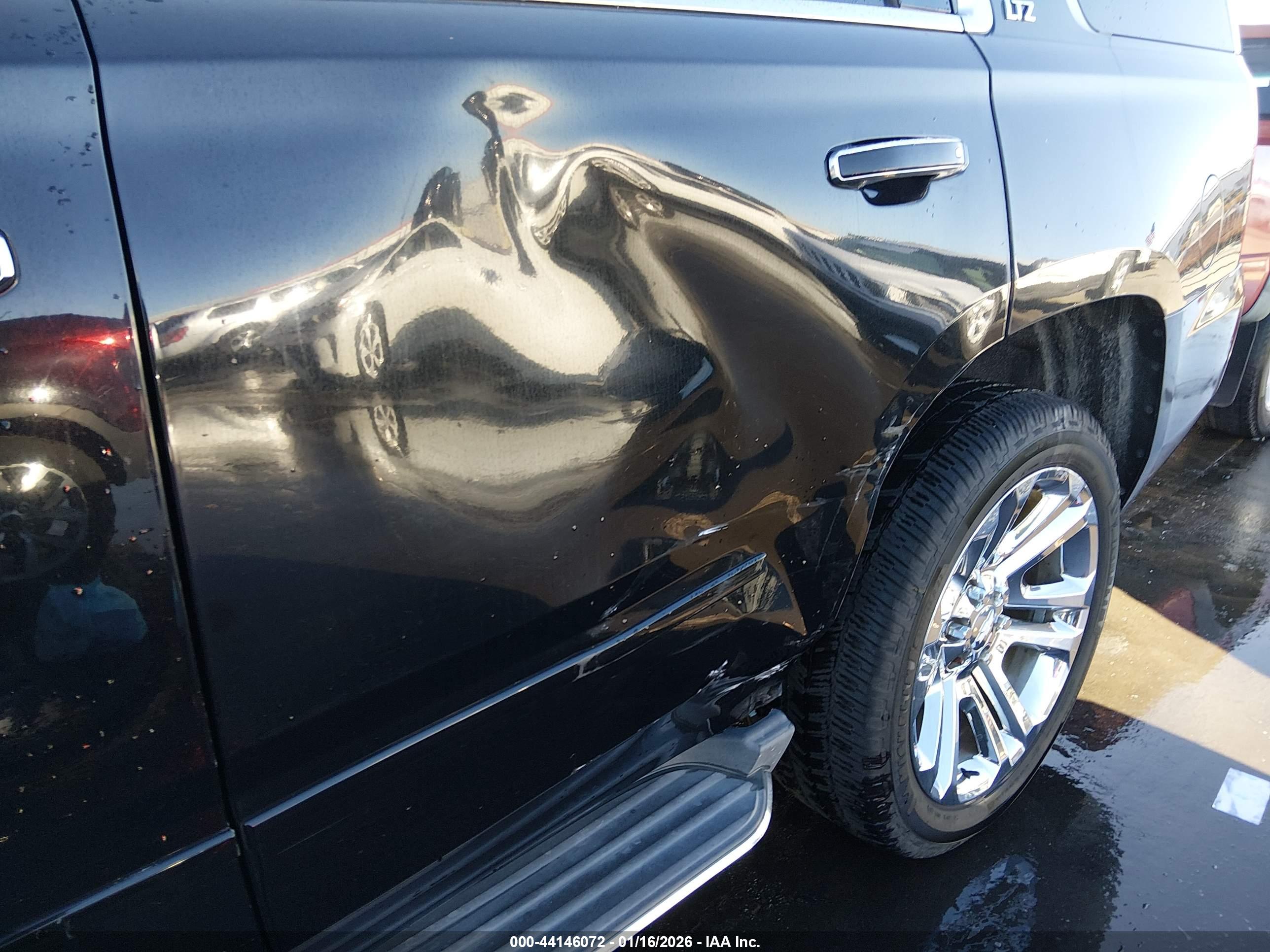 CHEVROLET TAHOE image 6