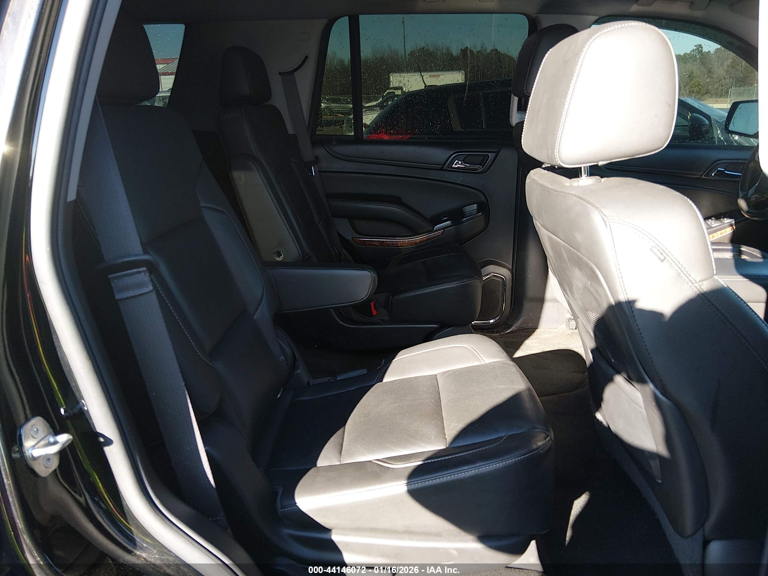 CHEVROLET TAHOE image 8