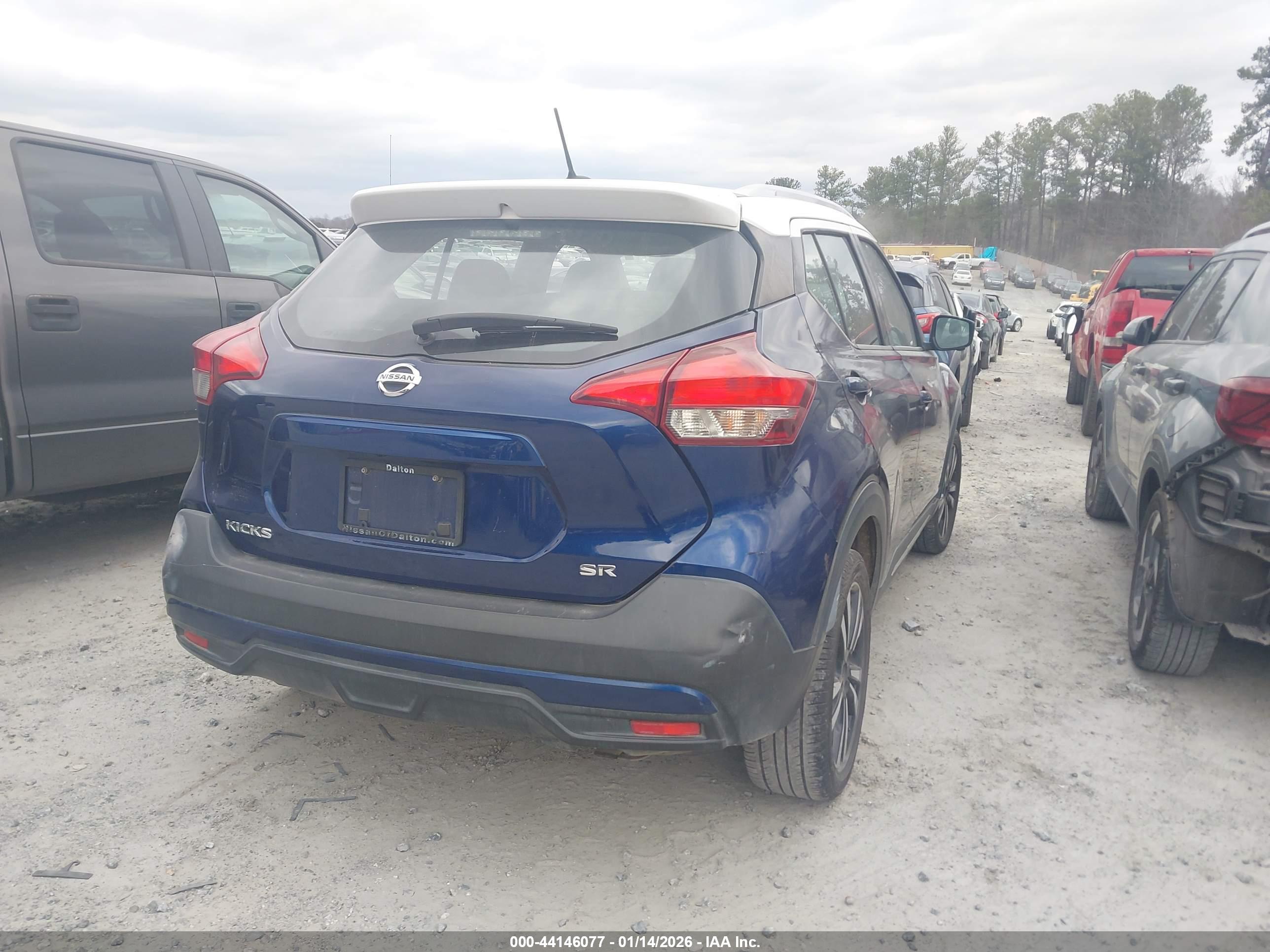 NISSAN KICKS image 4