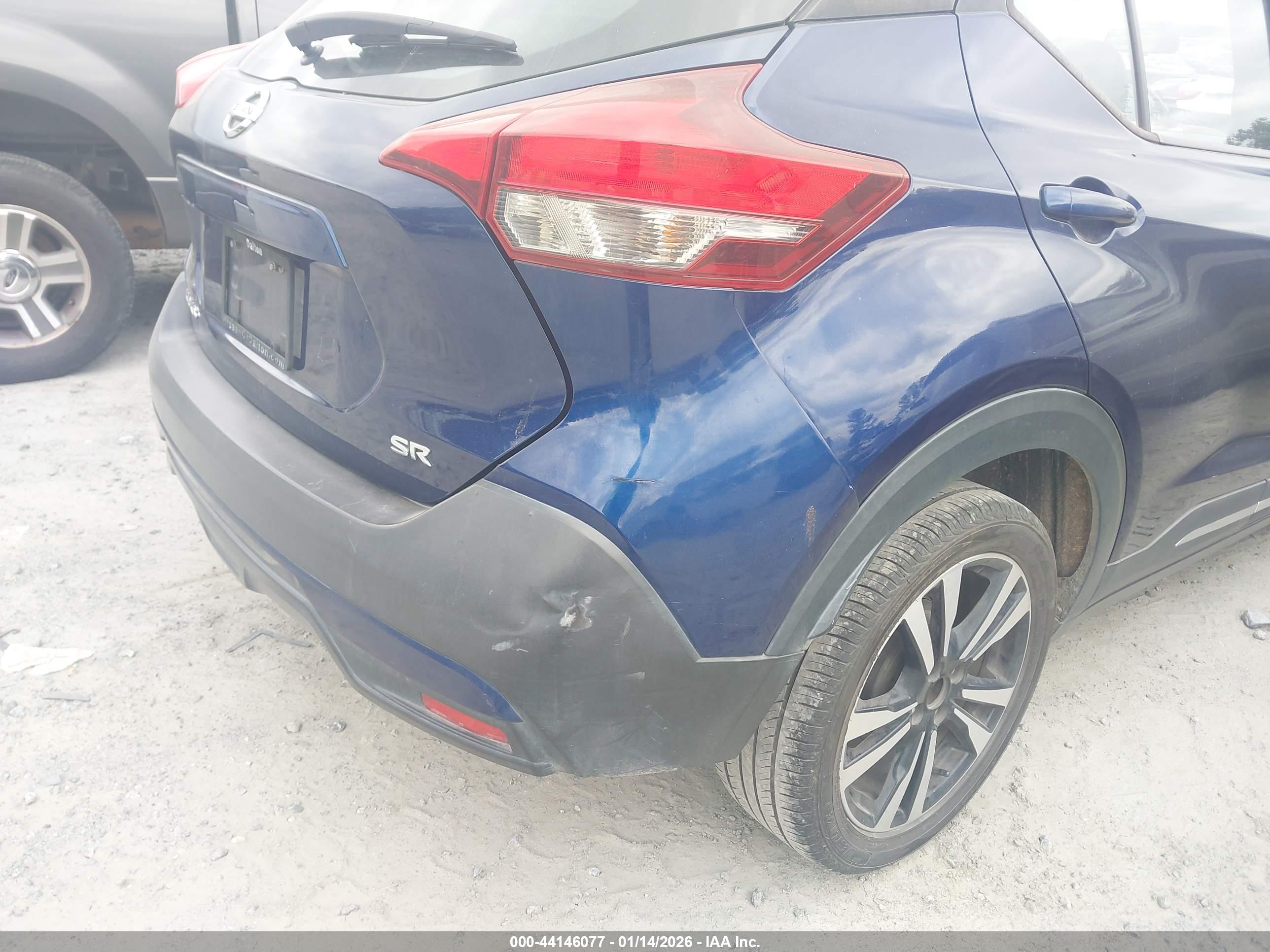NISSAN KICKS image 6