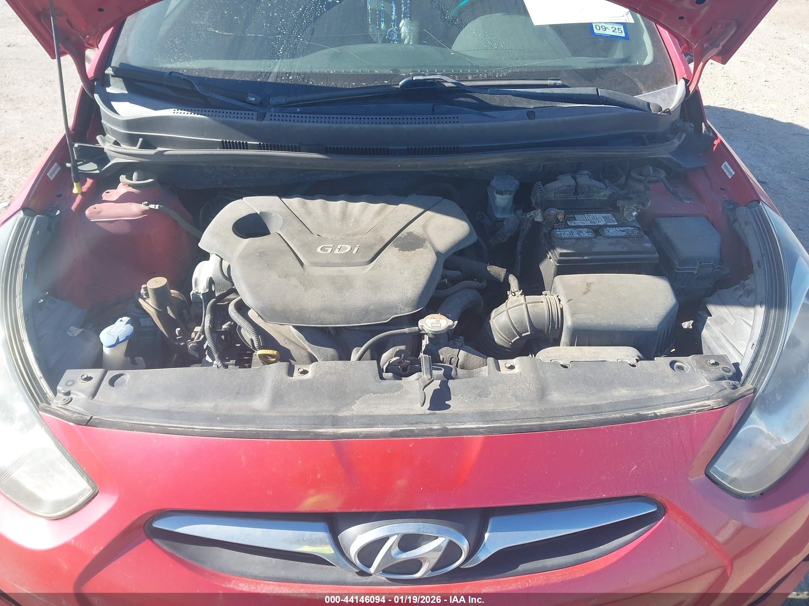 HYUNDAI ACCENT image 10