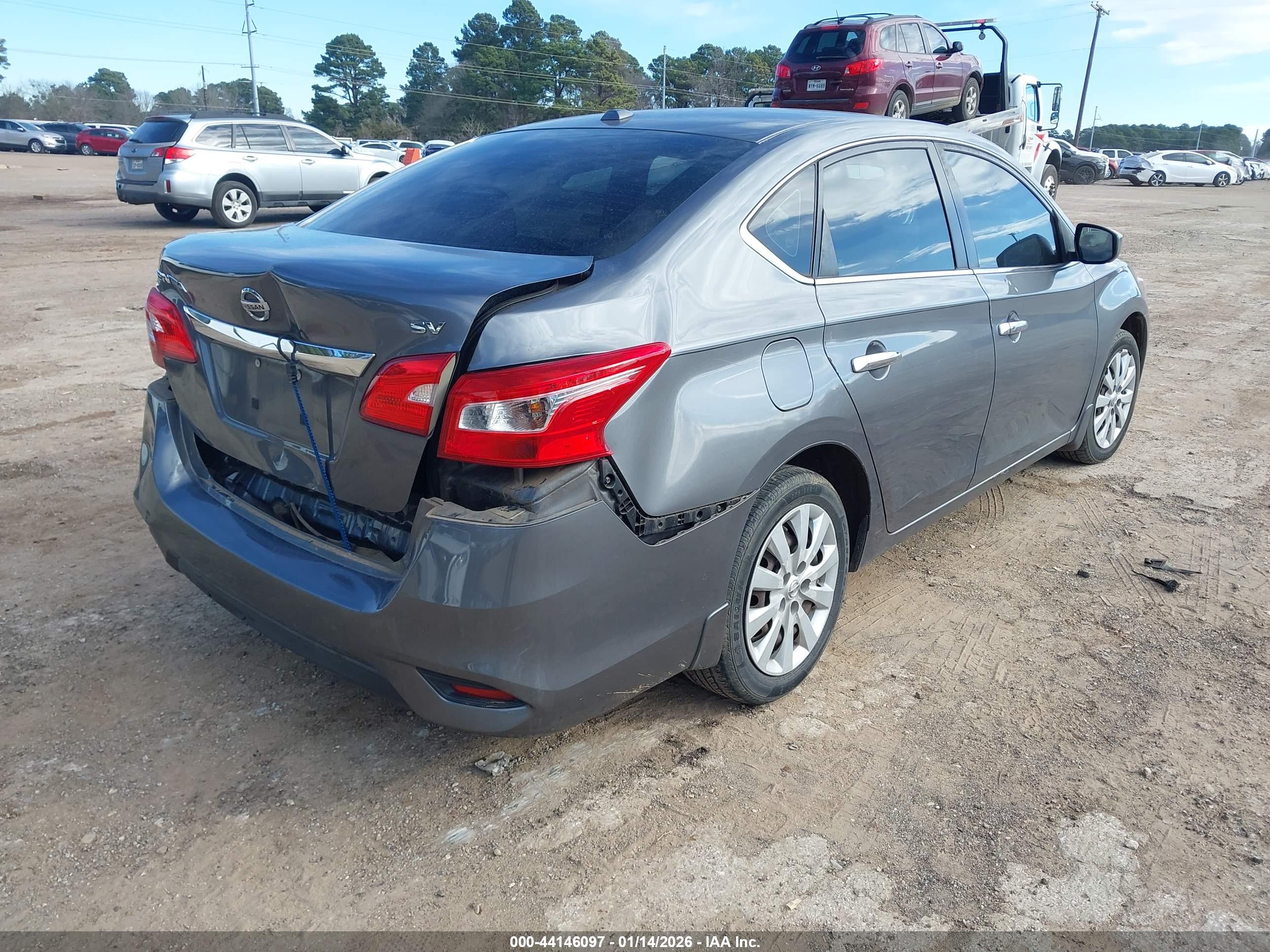 NISSAN SENTRA image 4