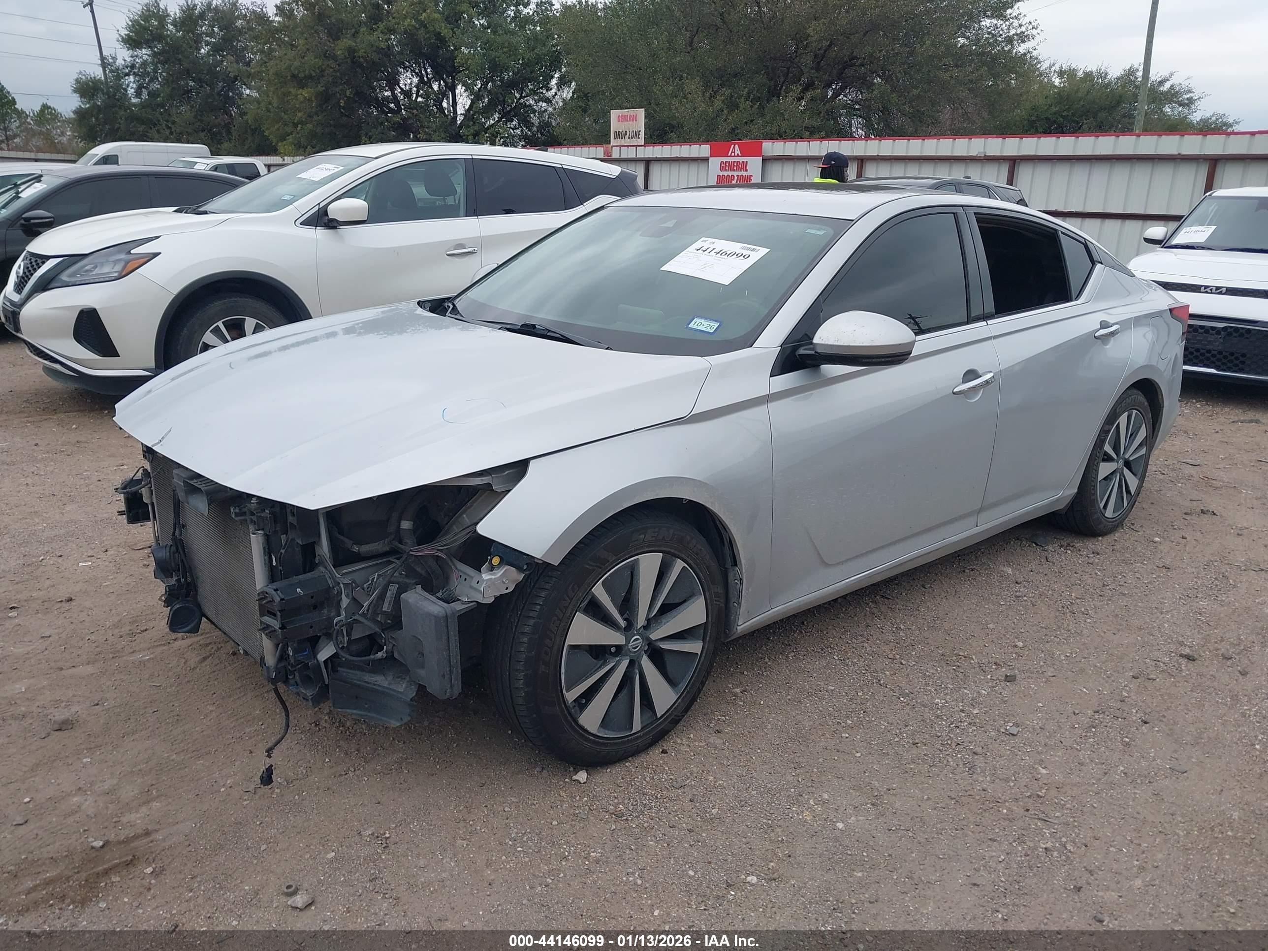 NISSAN ALTIMA image 2