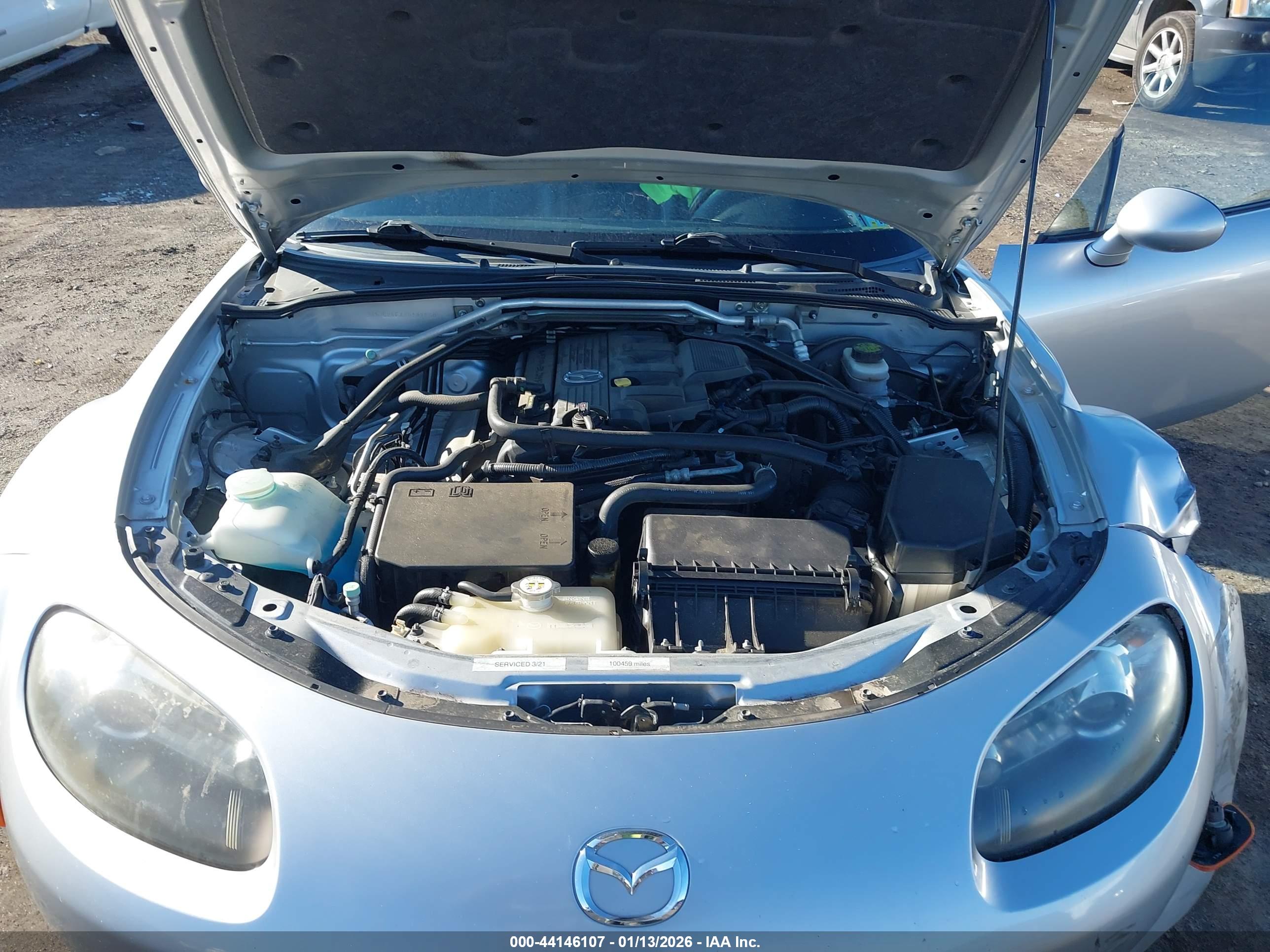 MAZDA MX-5 image 10