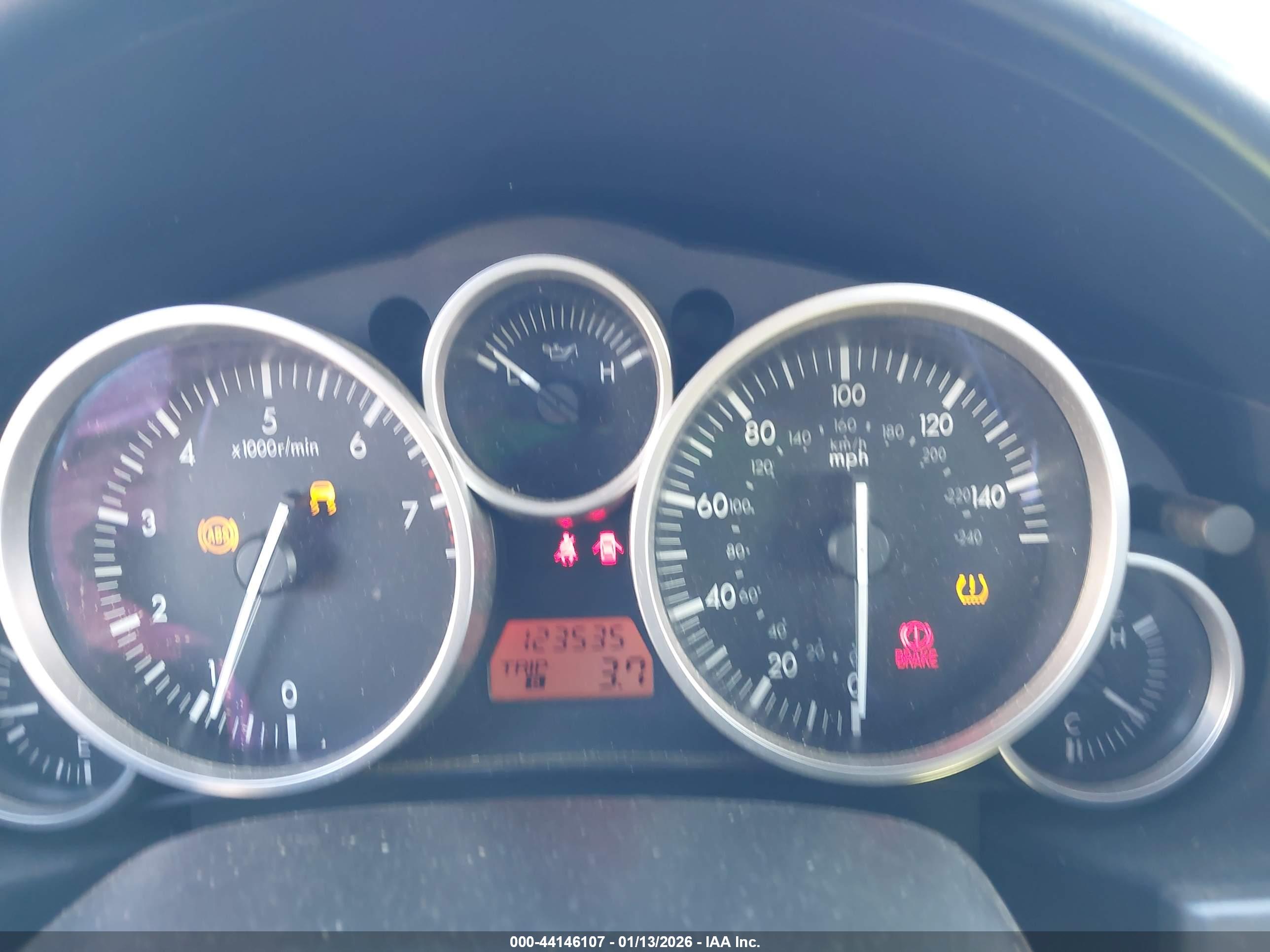 MAZDA MX-5 image 7