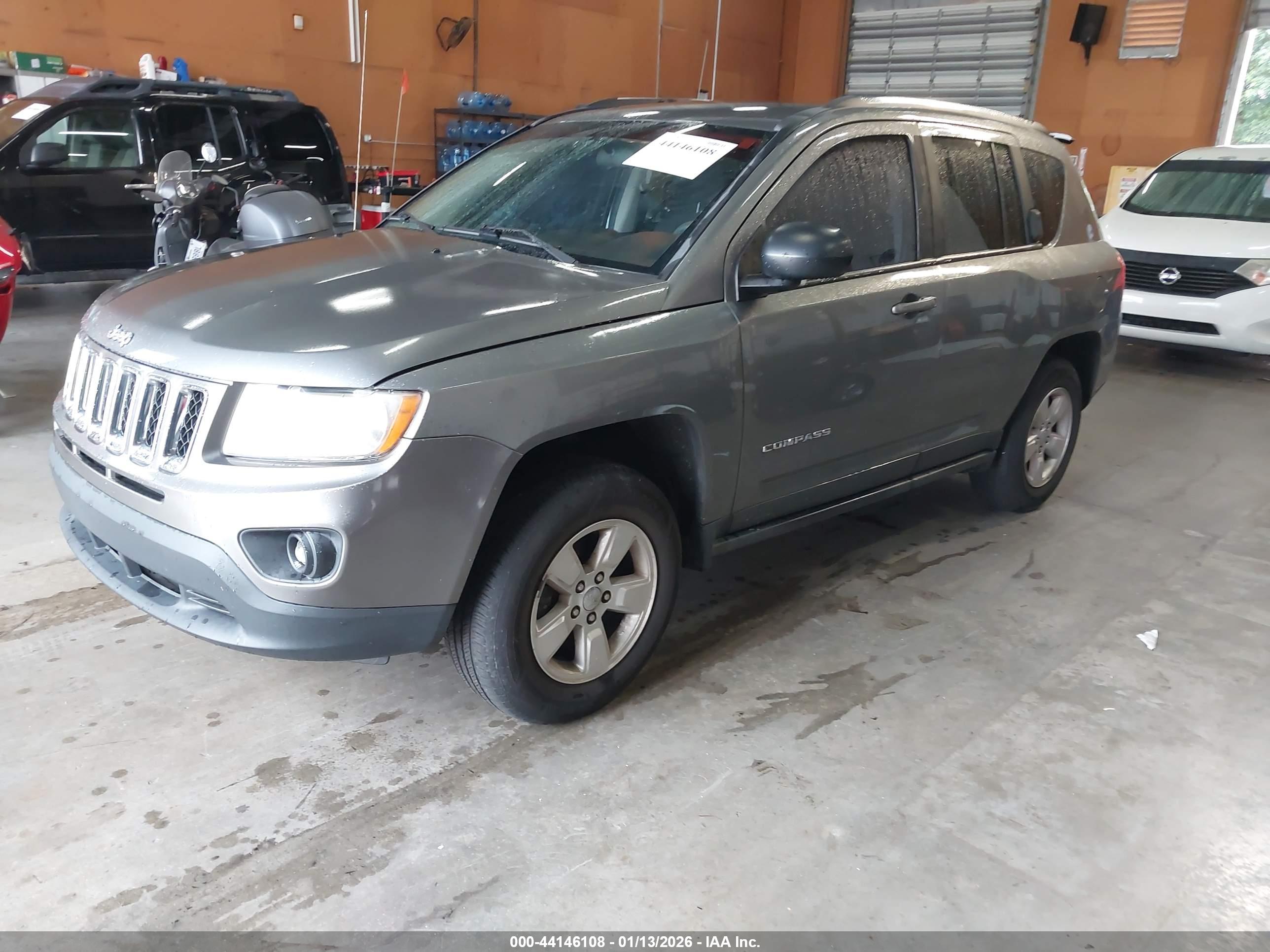 JEEP COMPASS image 2
