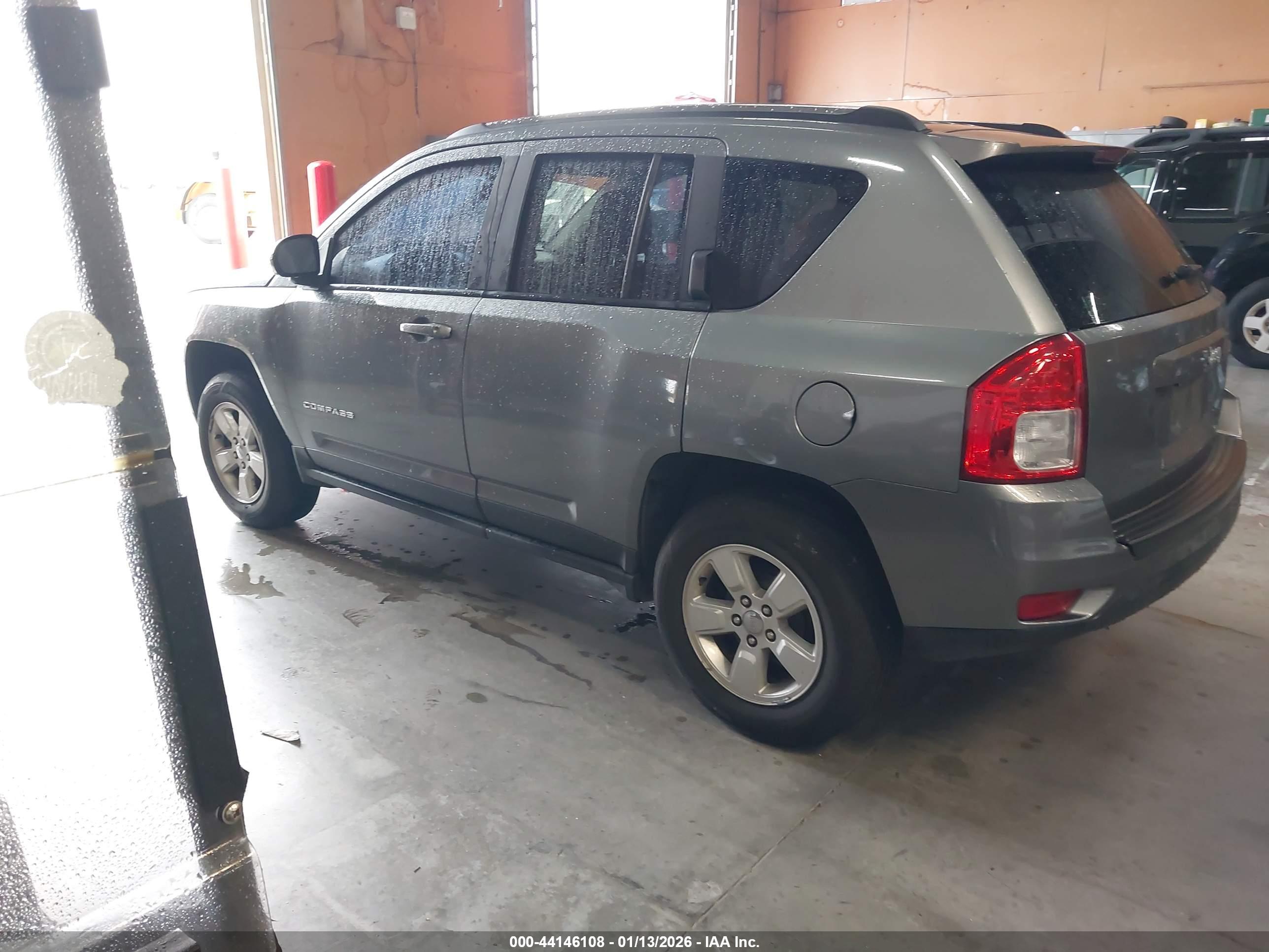 JEEP COMPASS image 3