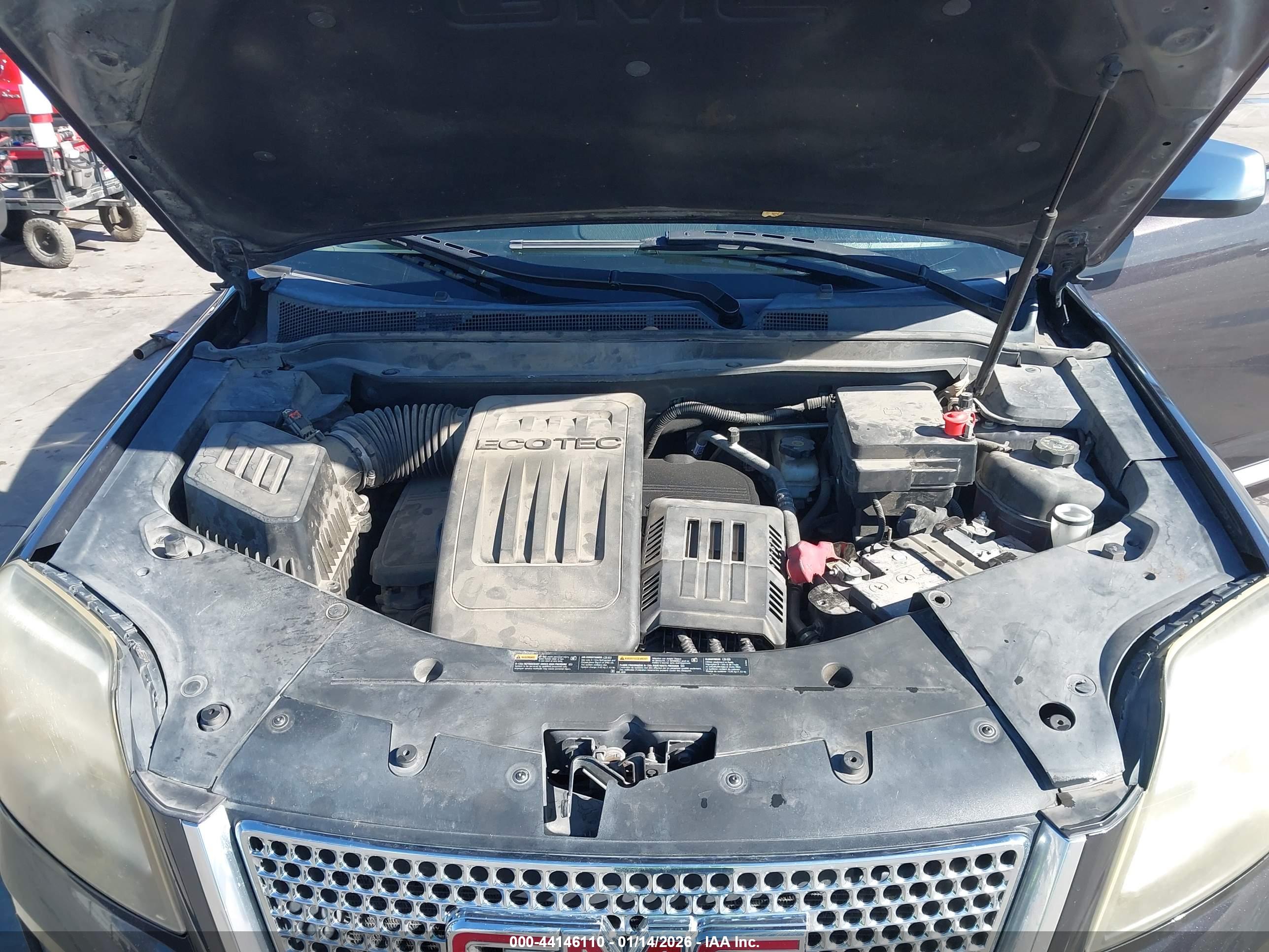 GMC TERRAIN image 10