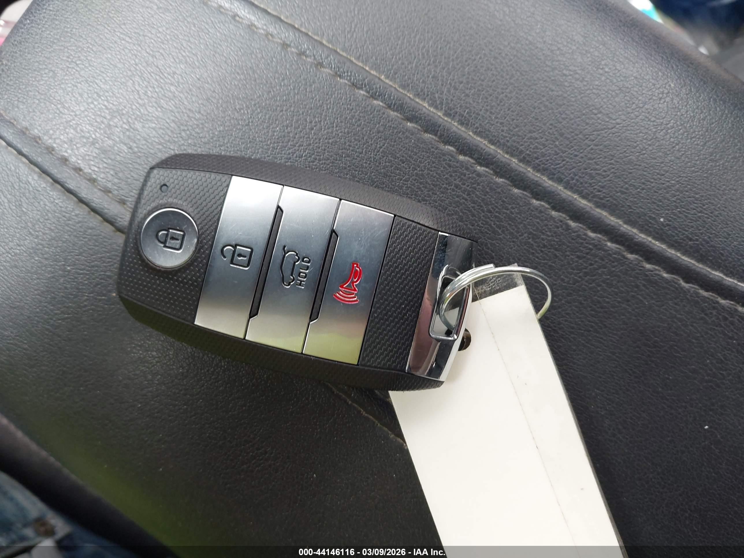 KIA SORENTO image 11