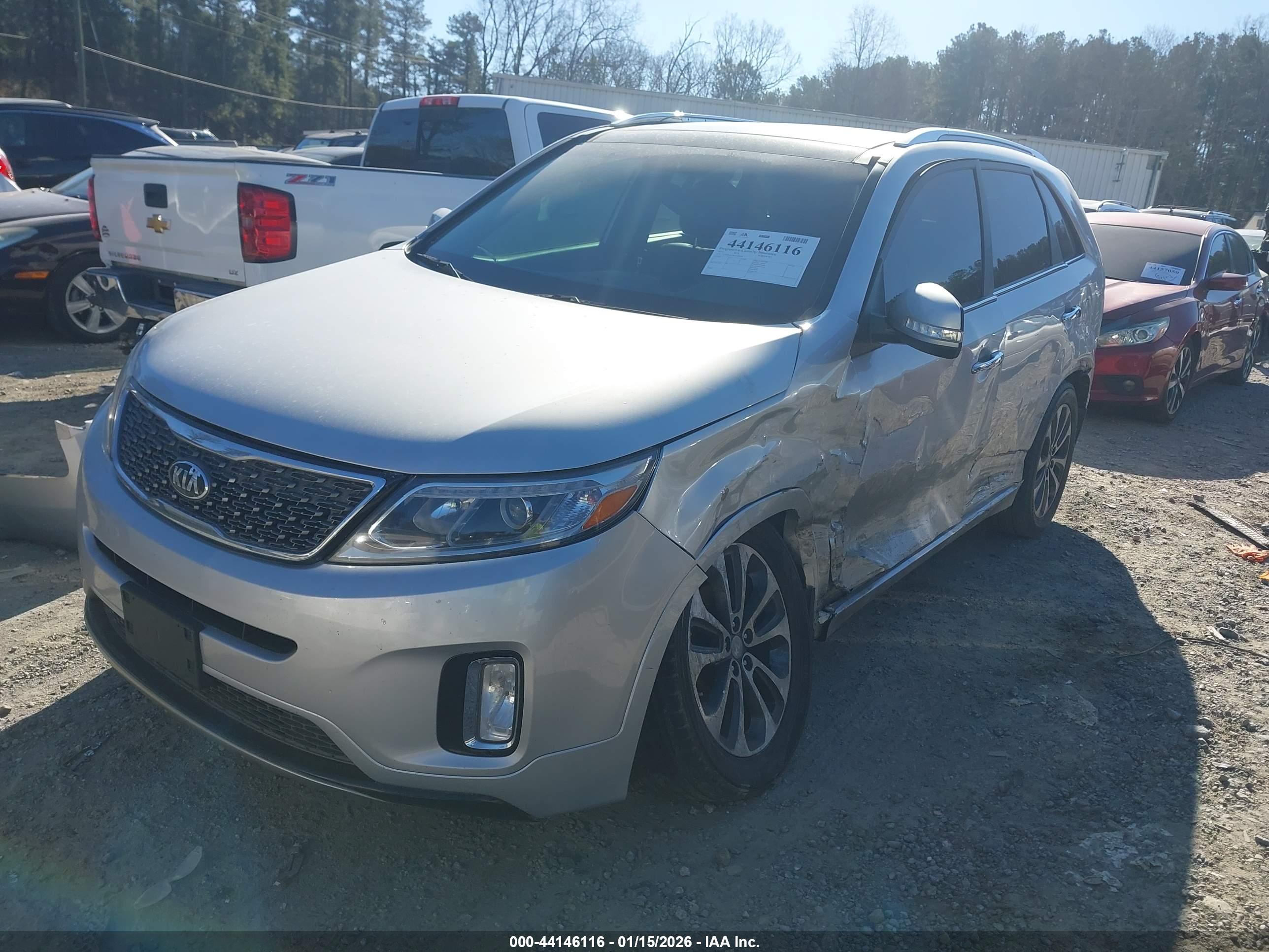KIA SORENTO image 2