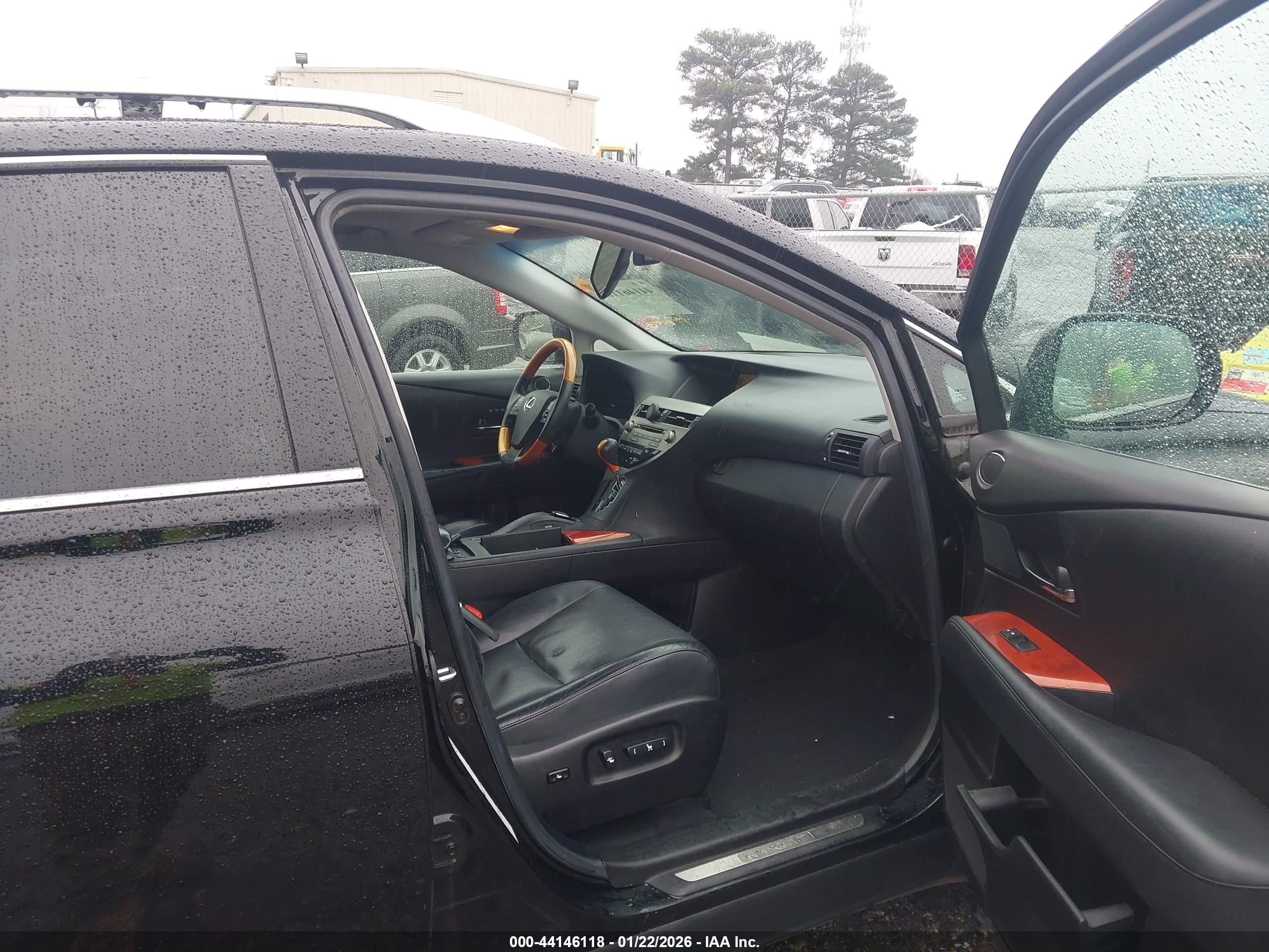 LEXUS RX image 5