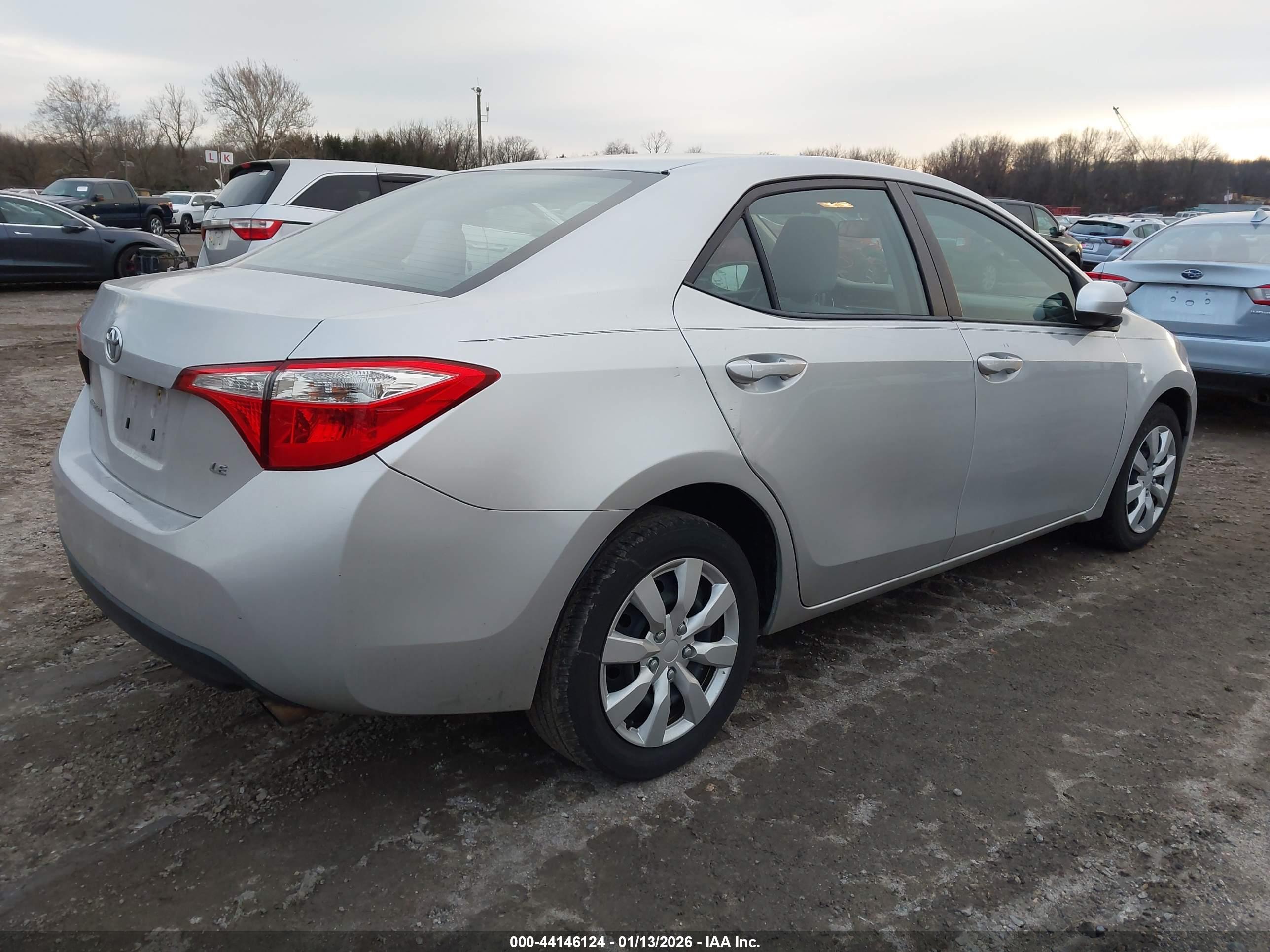 TOYOTA COROLLA image 4