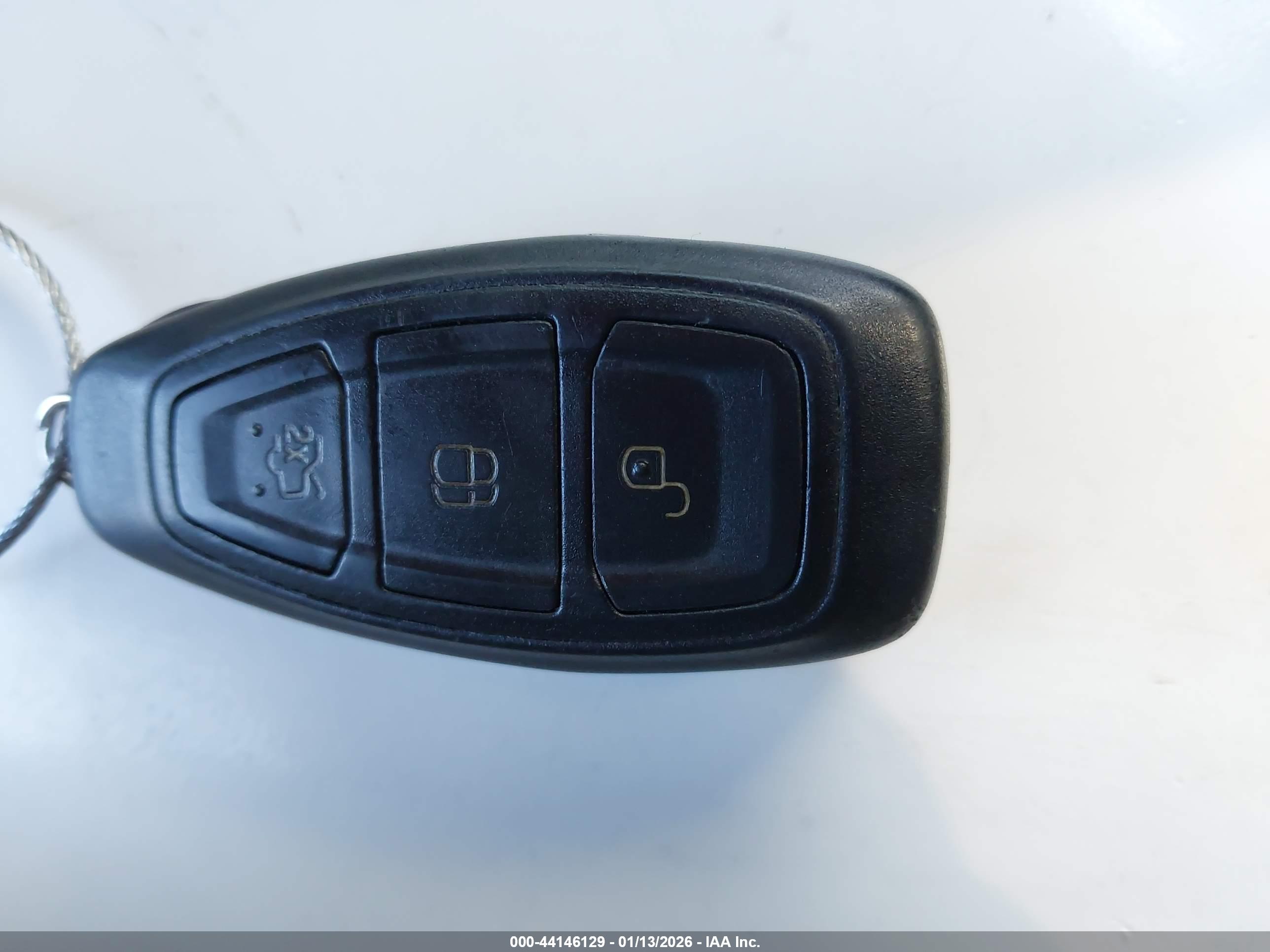 FORD FIESTA image 11