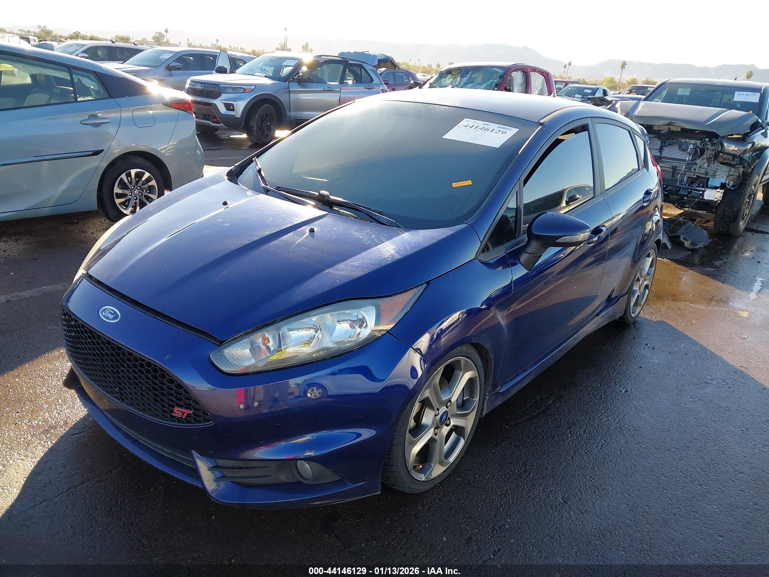 FORD FIESTA image 2