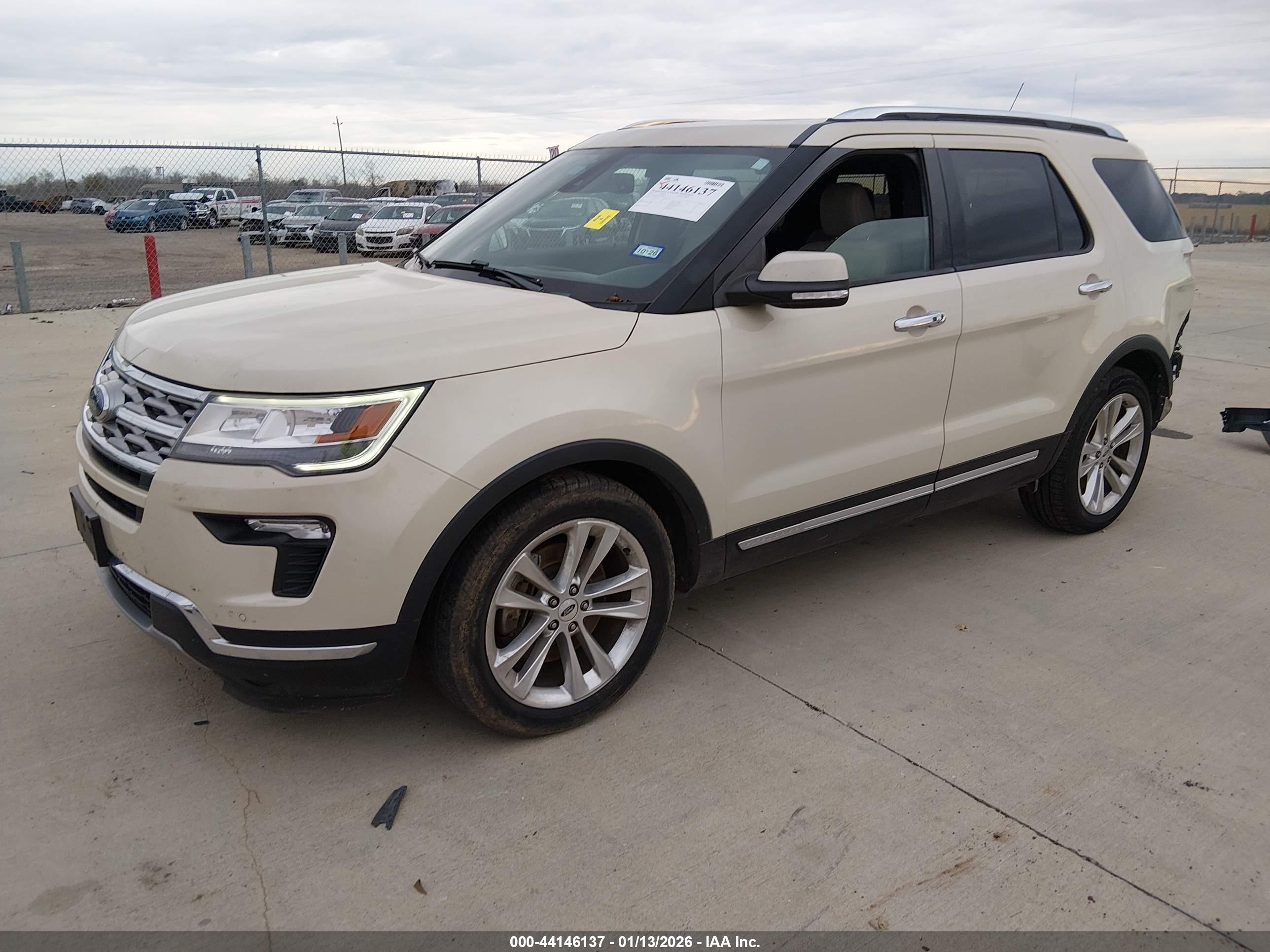 FORD EXPLORER image 2