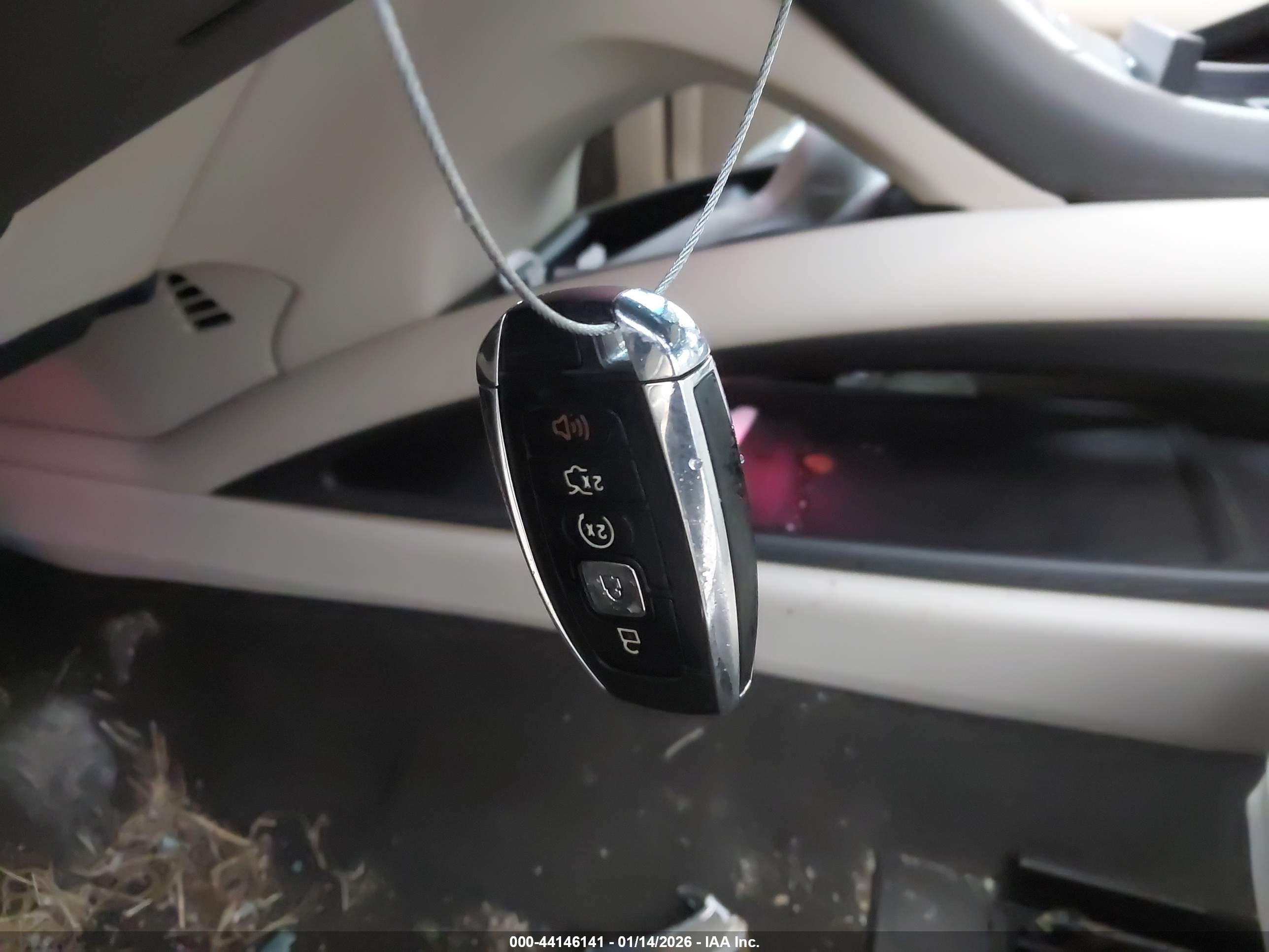 LINCOLN MKZ image 11